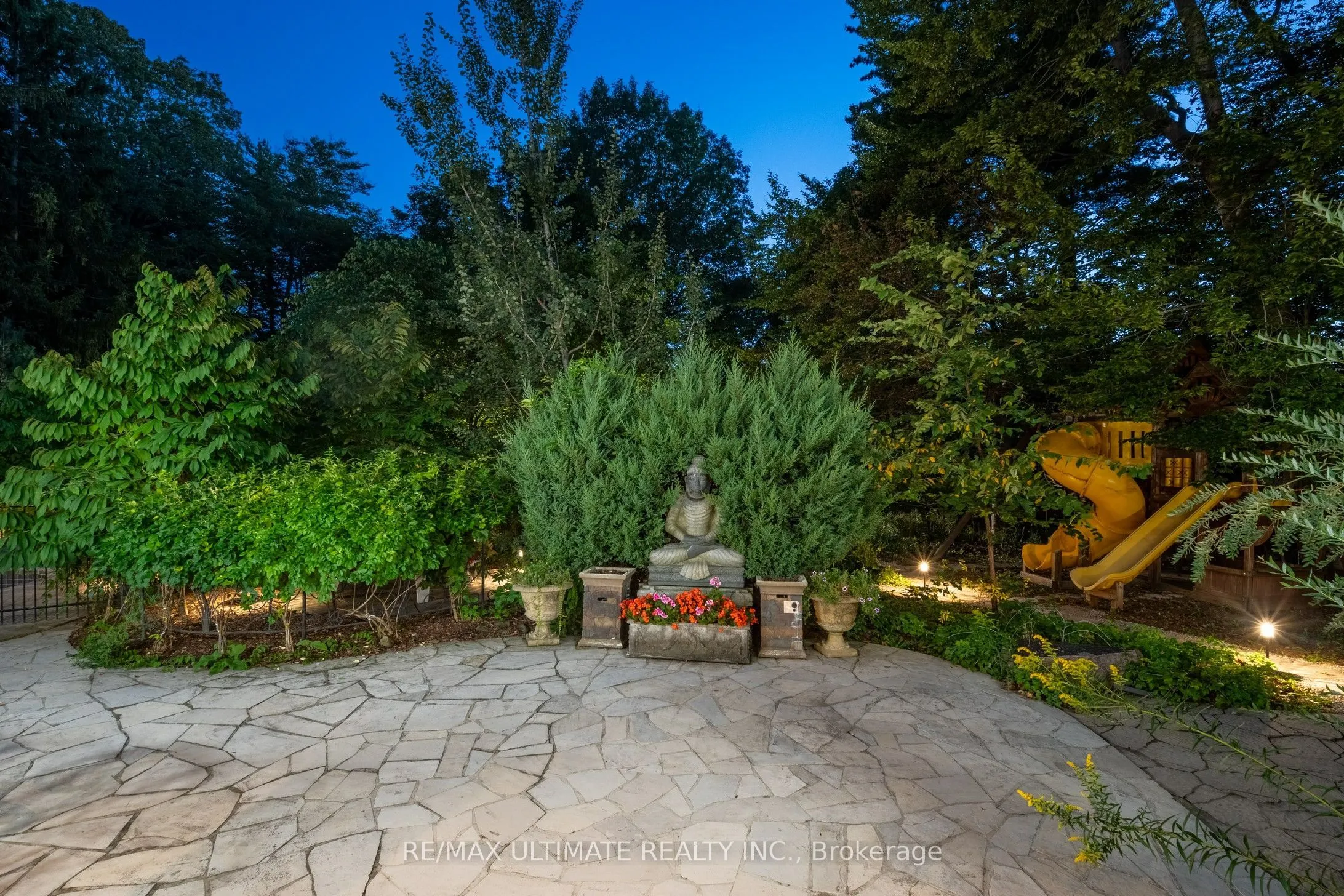 25 Bellehaven Crescent