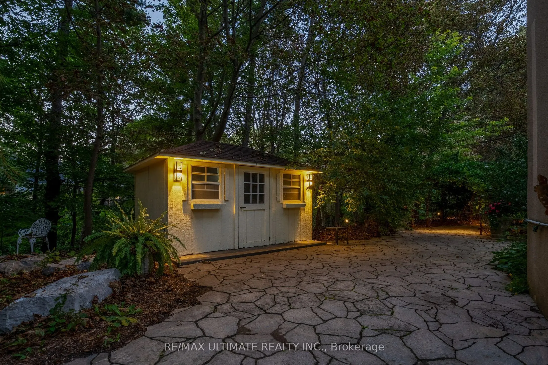 25 Bellehaven Crescent
