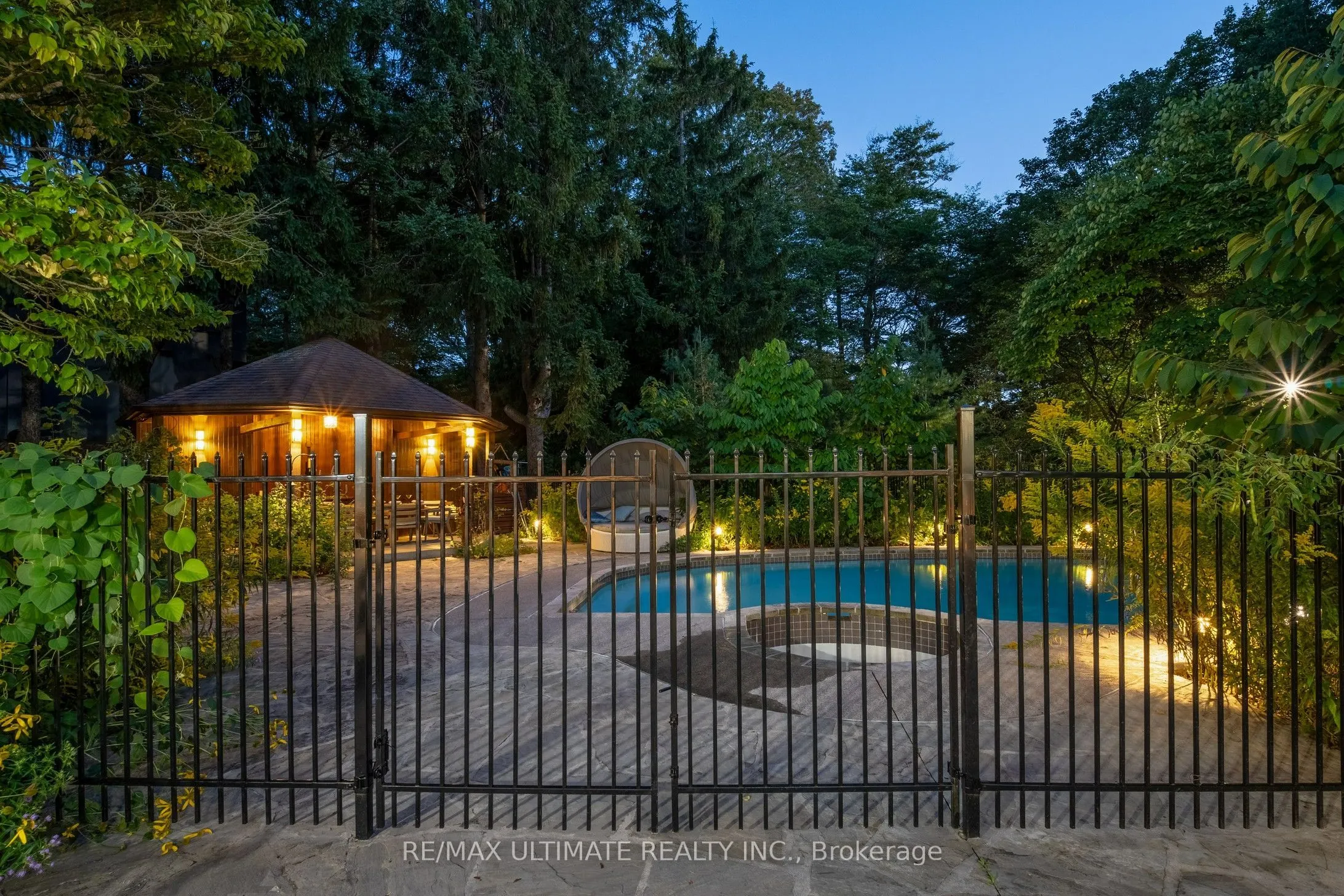 25 Bellehaven Crescent