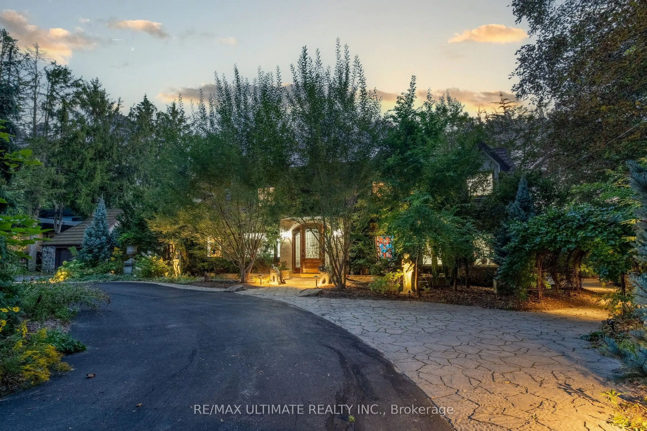 25 Bellehaven Crescent