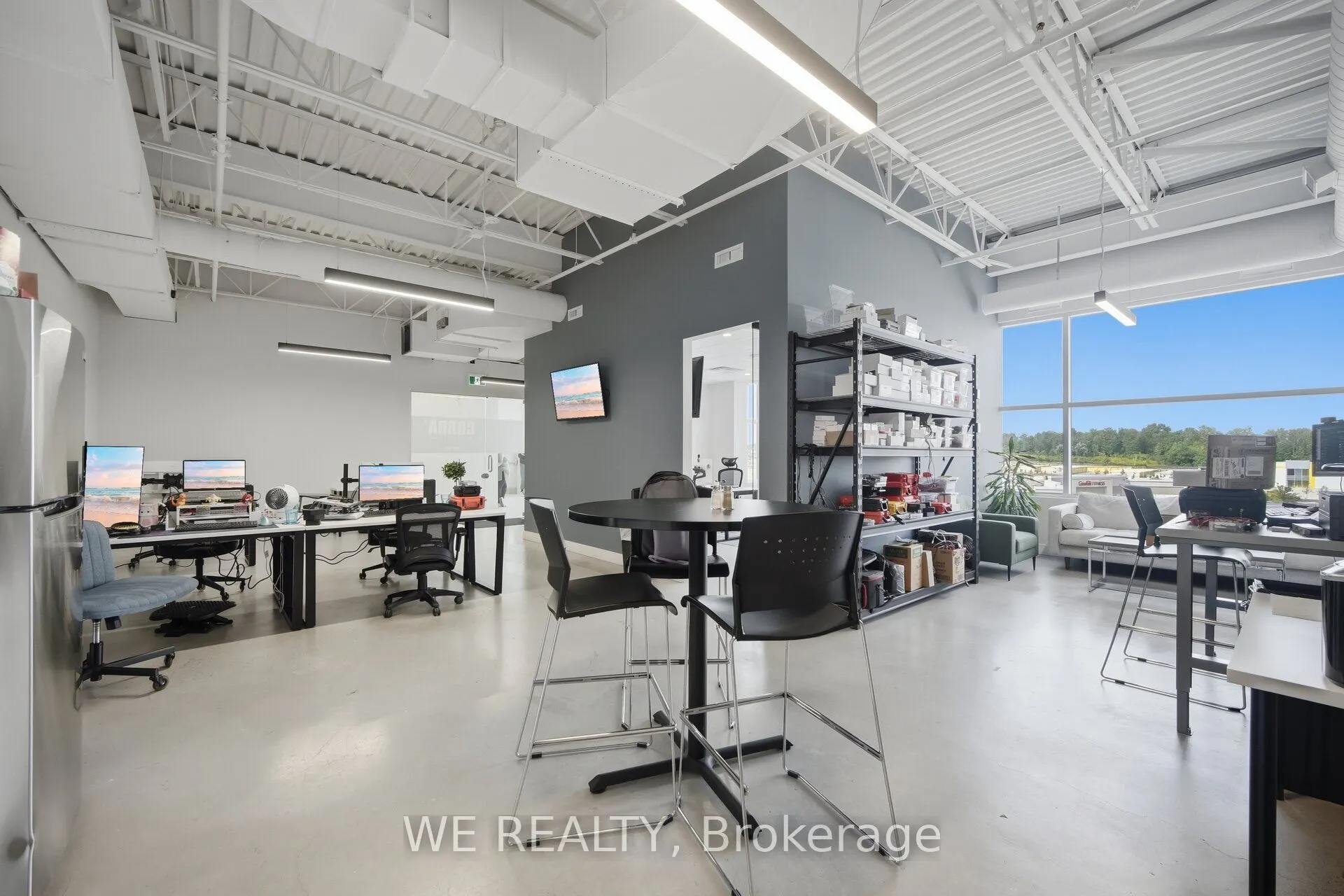 300 Rossland Road E #409