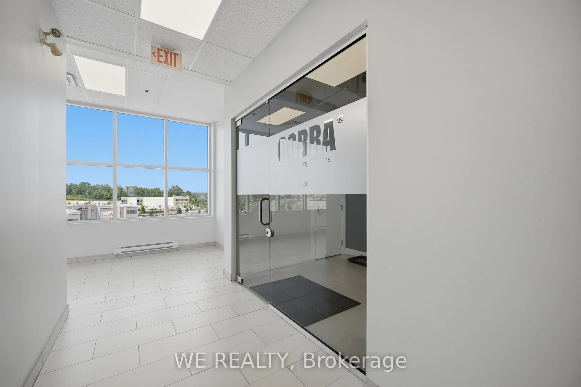300 Rossland Road E #409