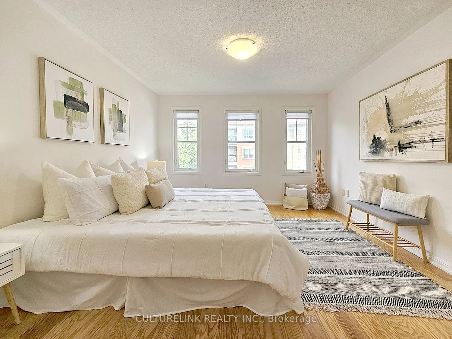 30 Mendelssohn Street #12