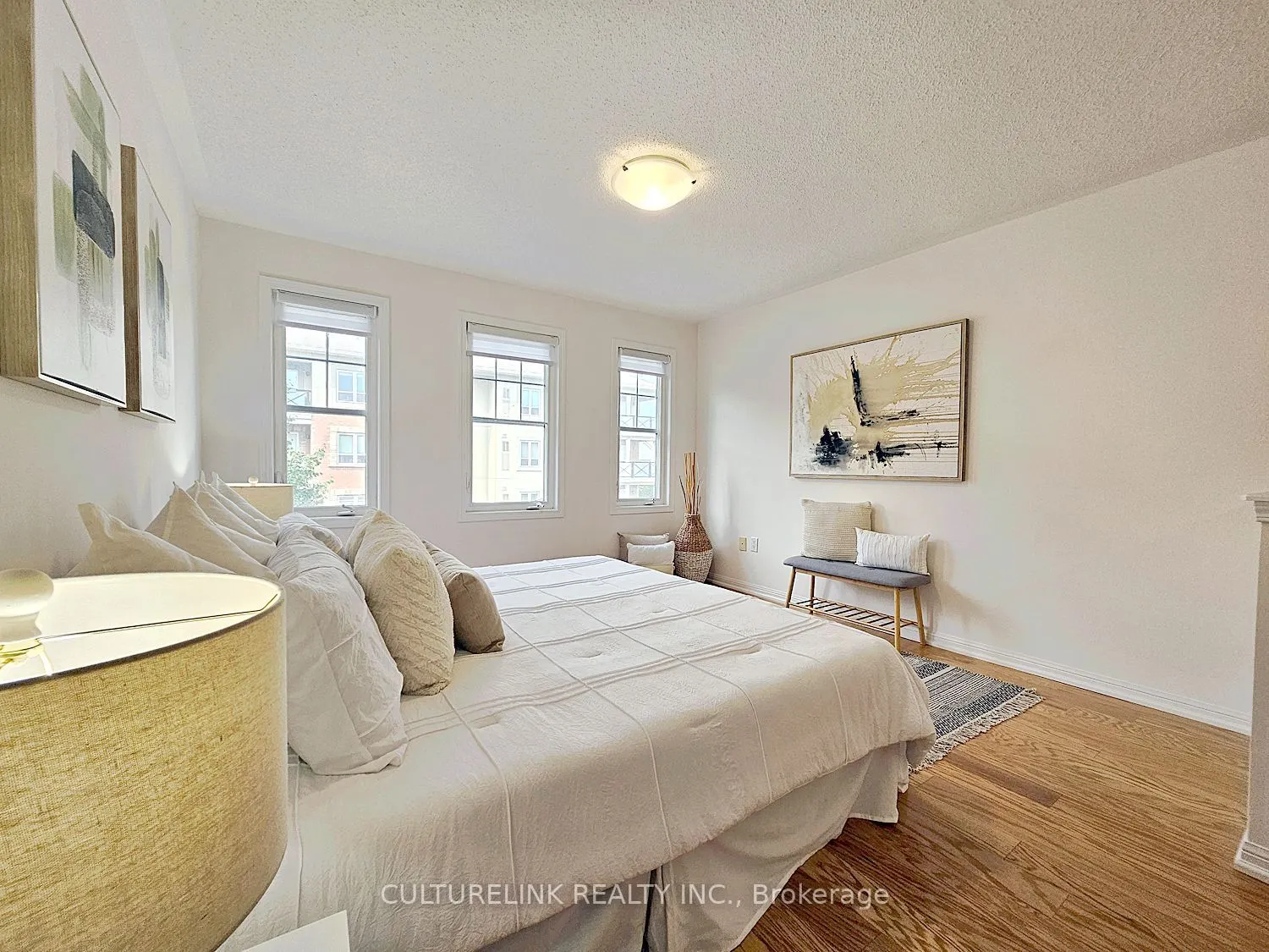 30 Mendelssohn Street #12