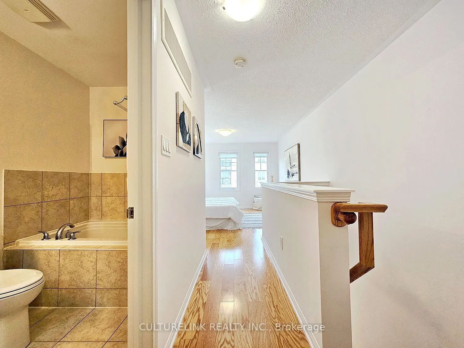 30 Mendelssohn Street #12