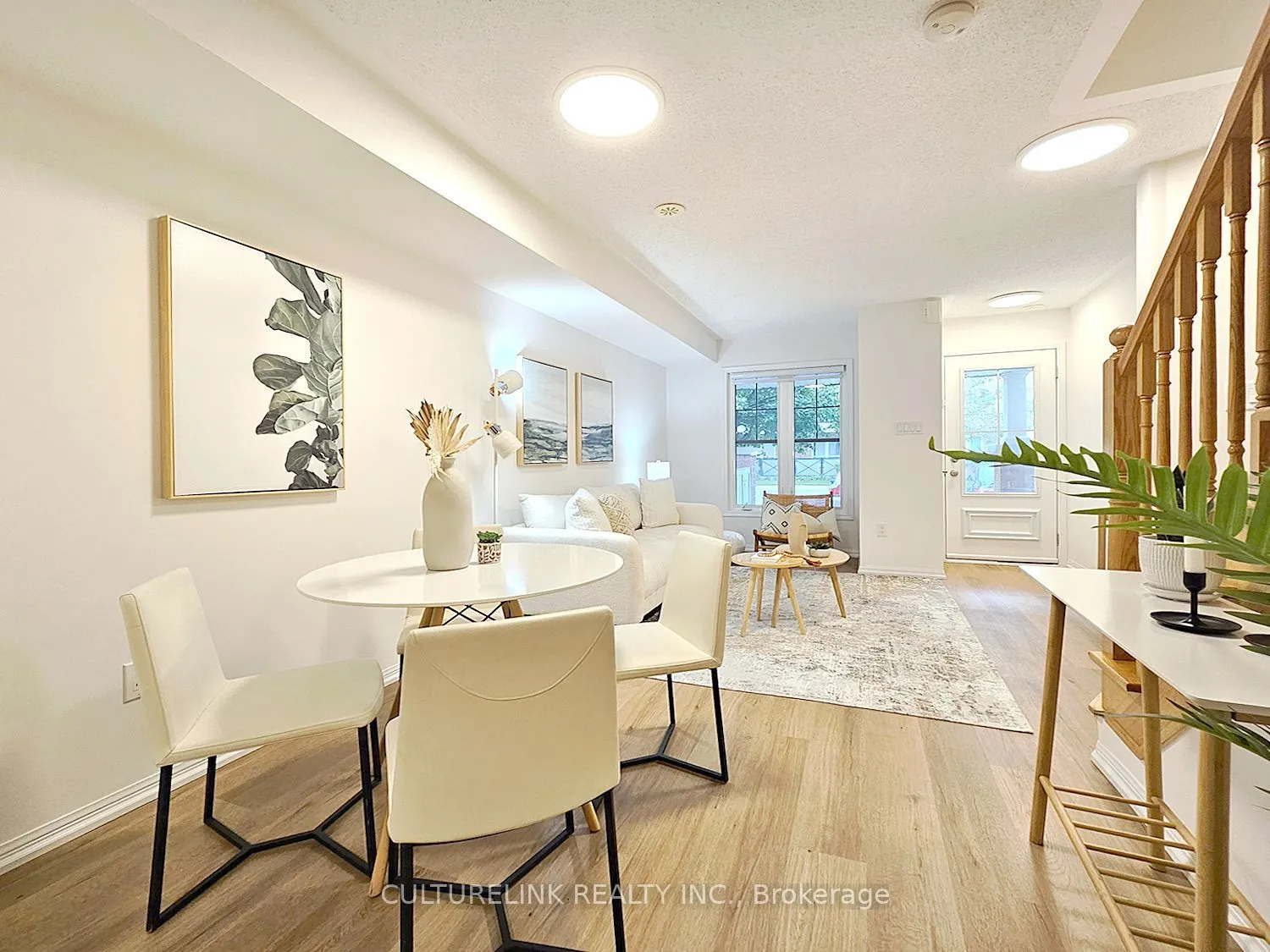 30 Mendelssohn Street #12