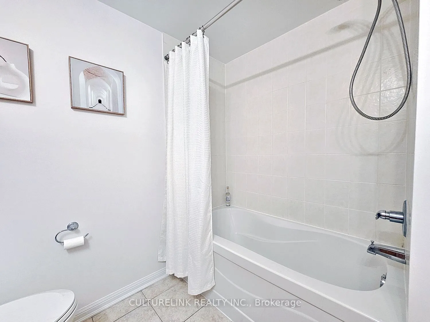 30 Mendelssohn Street #12