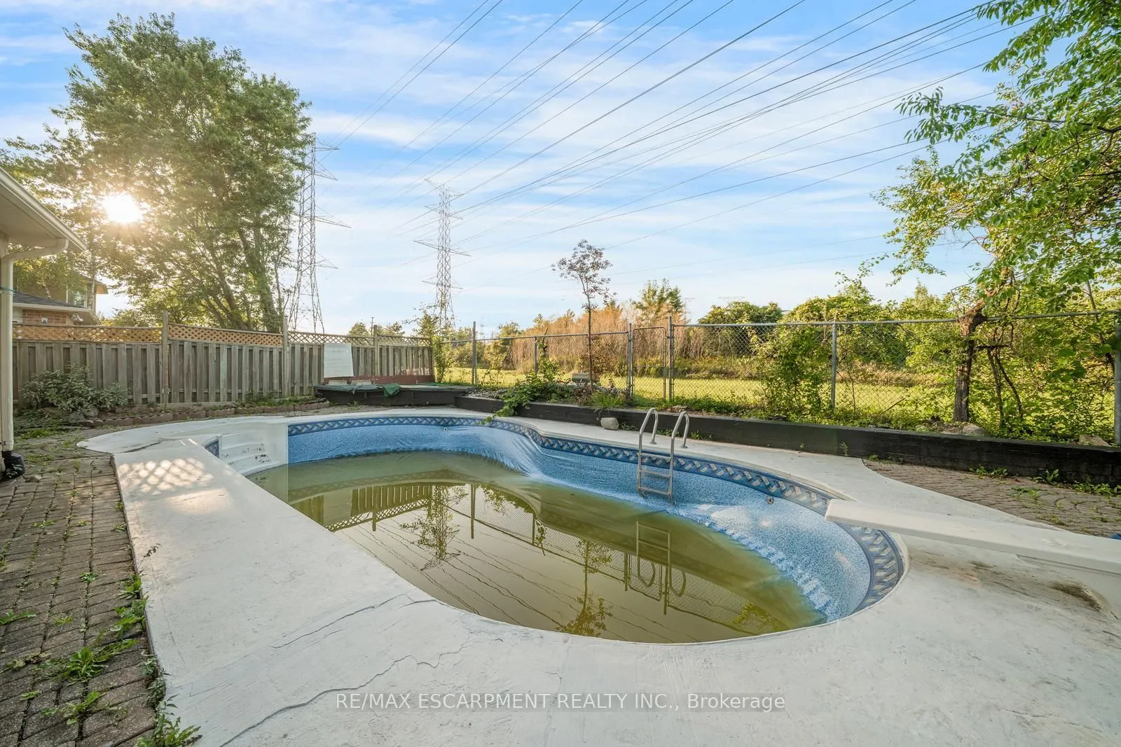 2081 Lynn Heights Drive