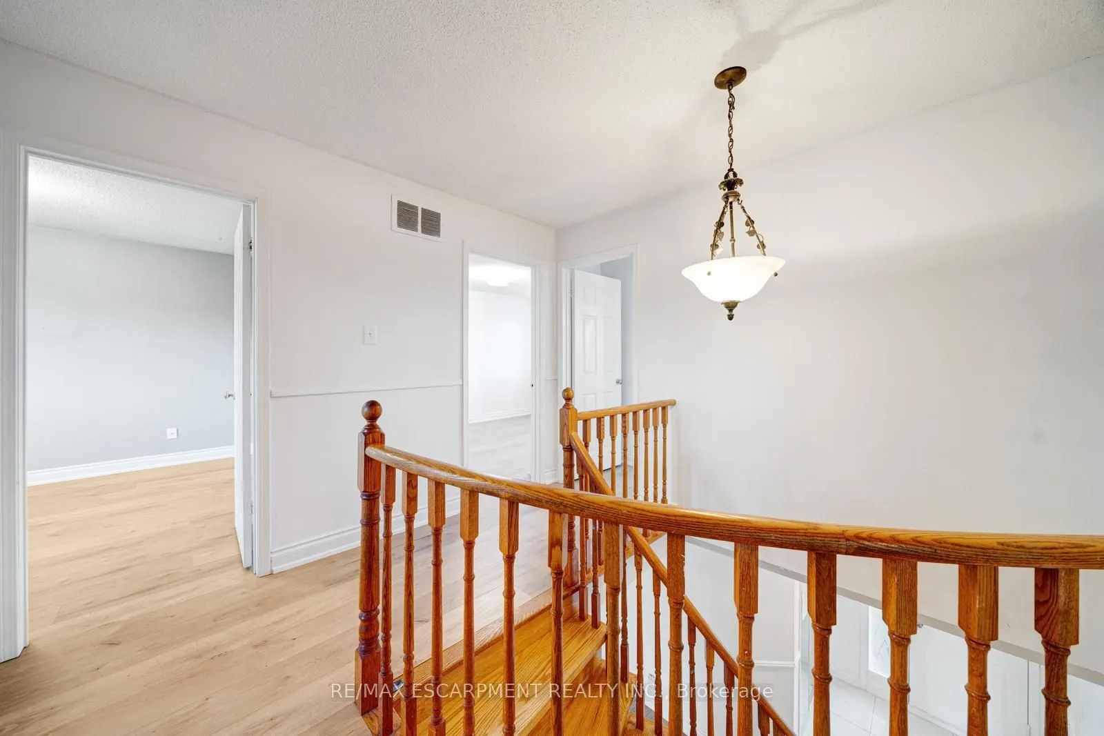 2081 Lynn Heights Drive