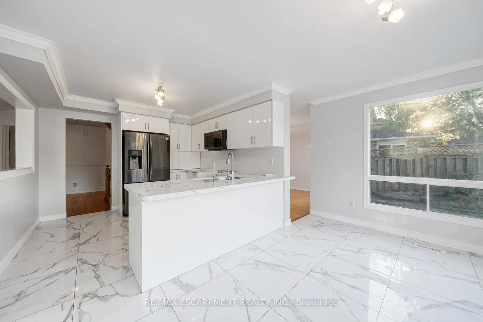 2081 Lynn Heights Drive