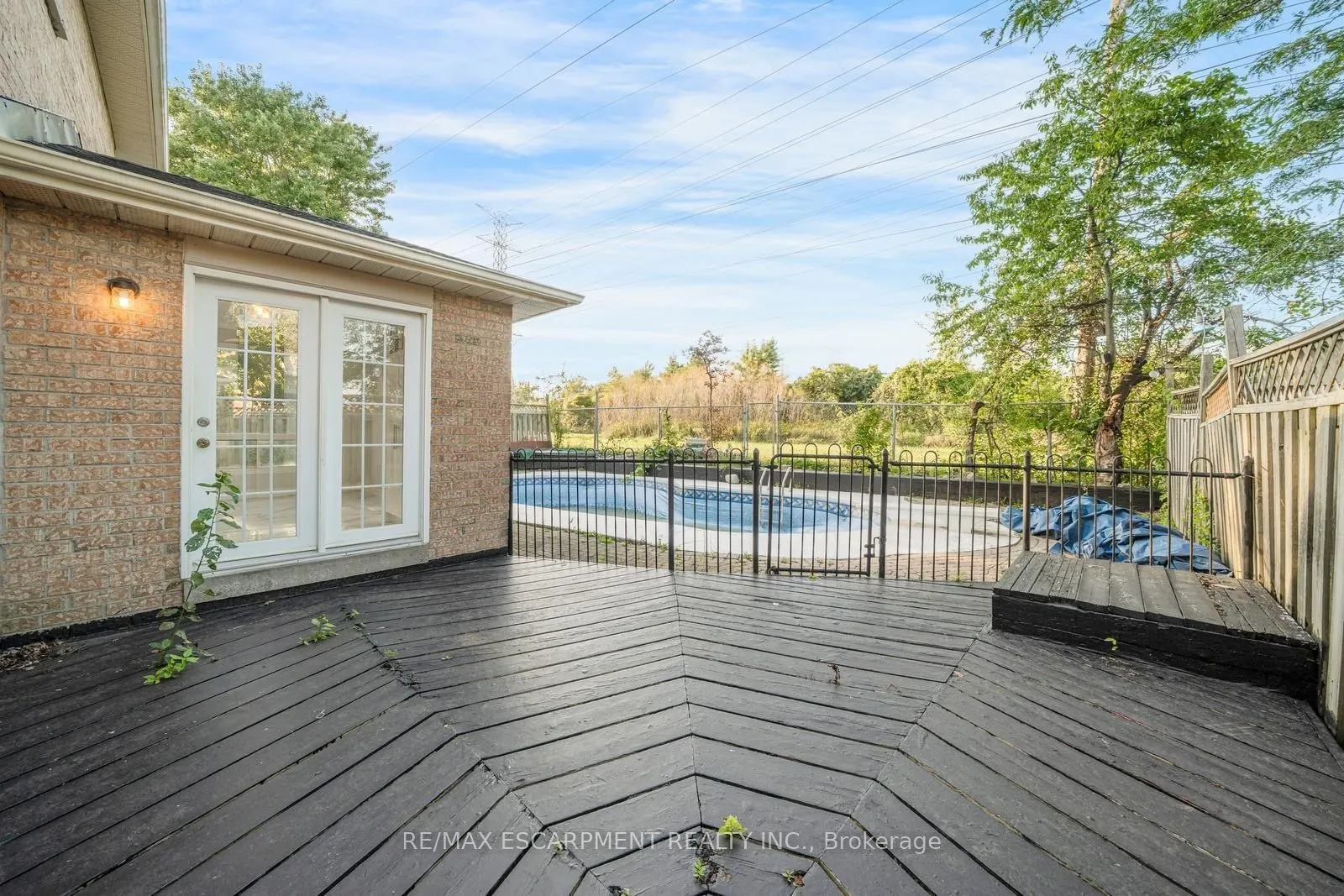 2081 Lynn Heights Drive