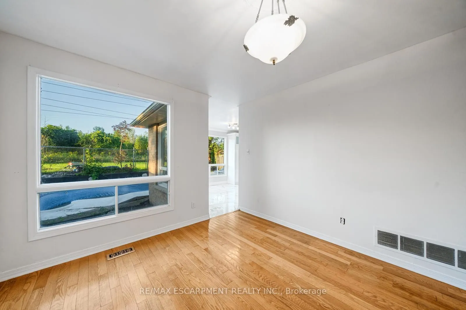 2081 Lynn Heights Drive