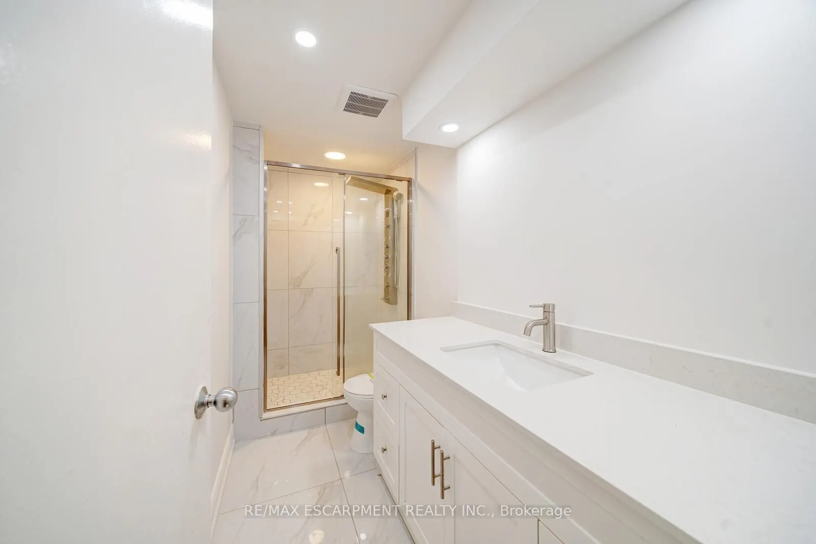 2081 Lynn Heights Drive