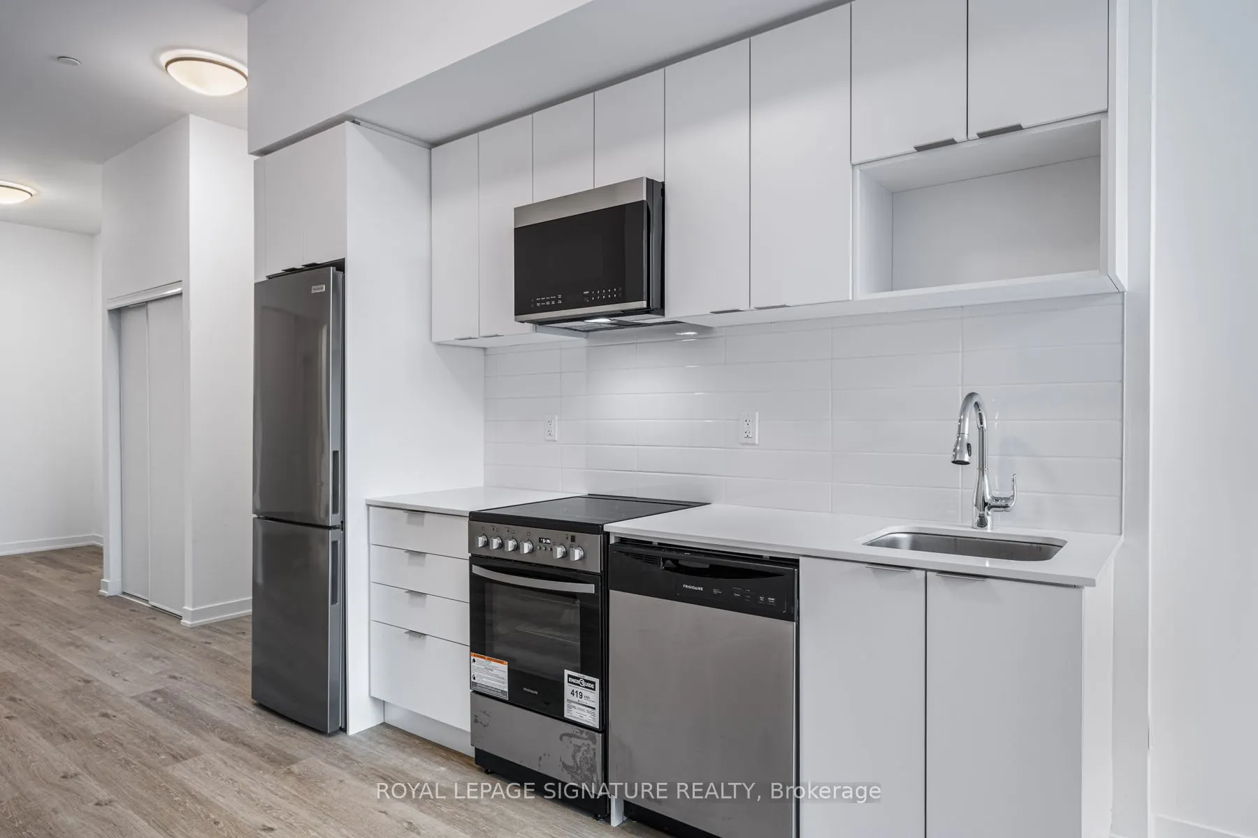4569 Kingston Road #101