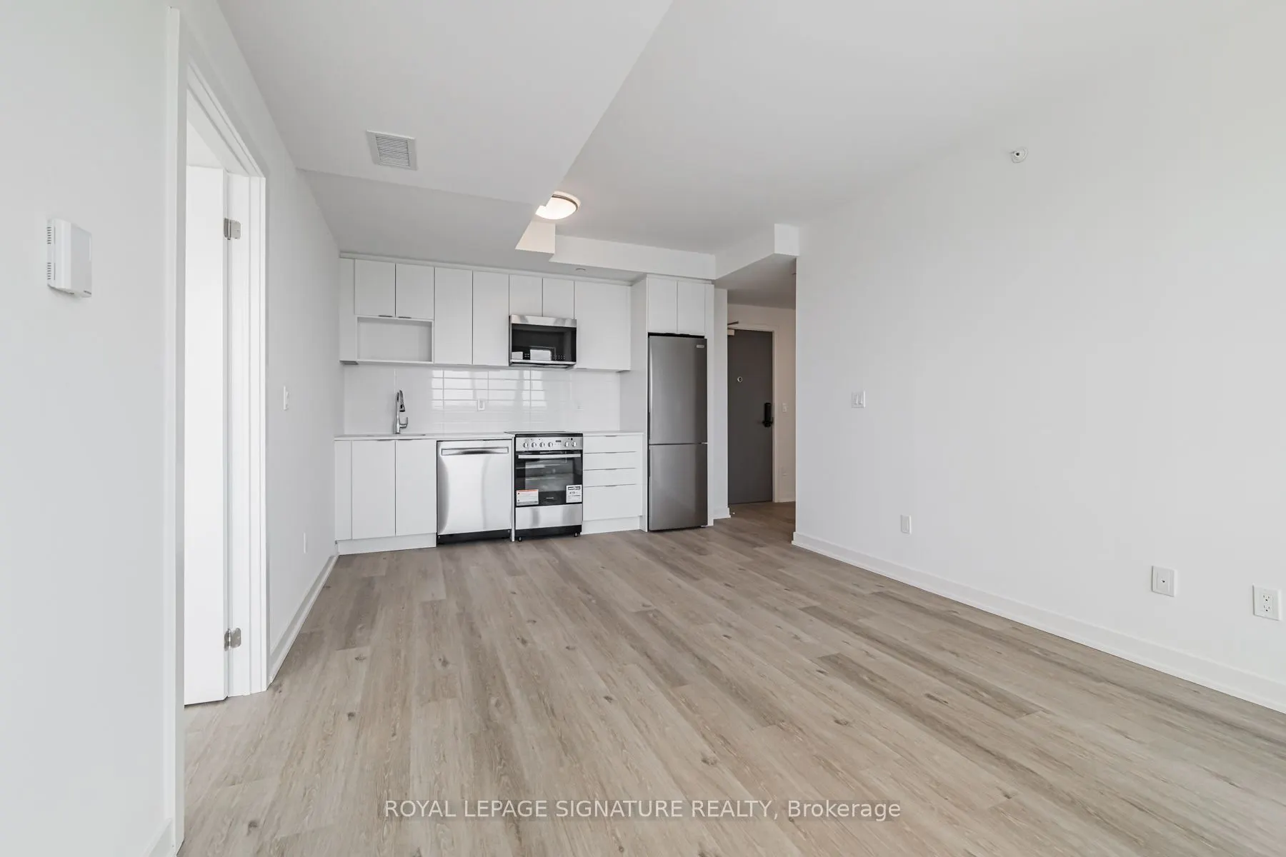 4569 Kingston Road #1103