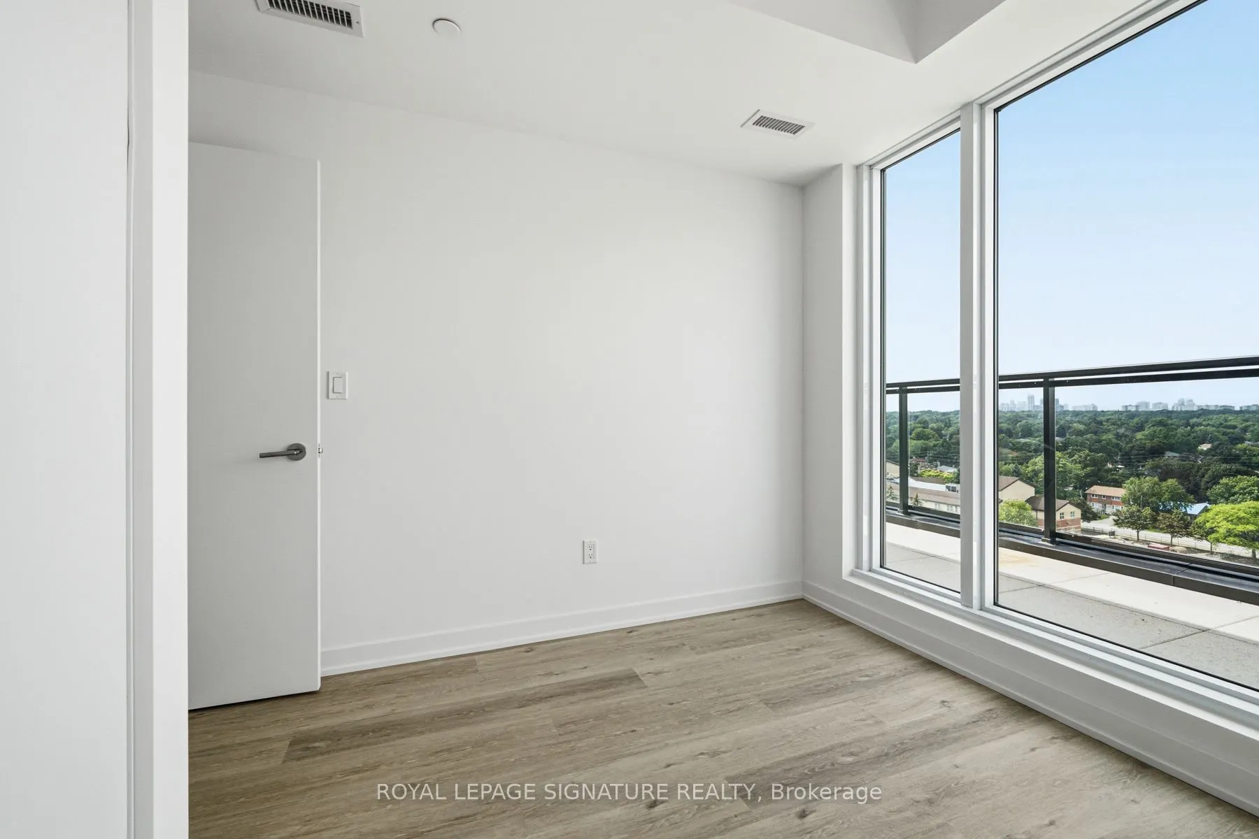 4569 Kingston Road #1103