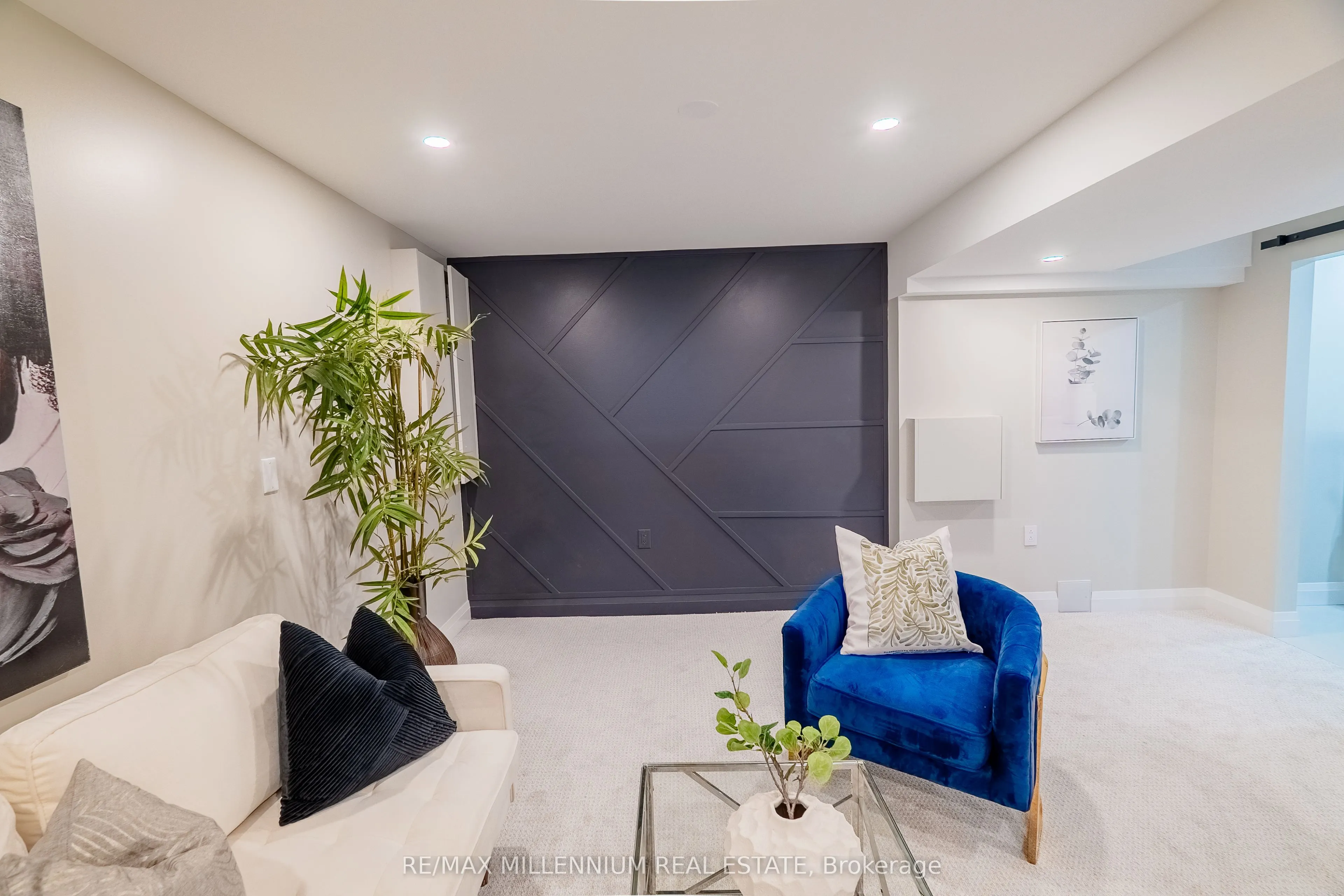 70 Fry Crescent