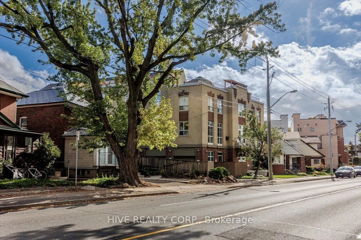 957 Broadview Avenue #D