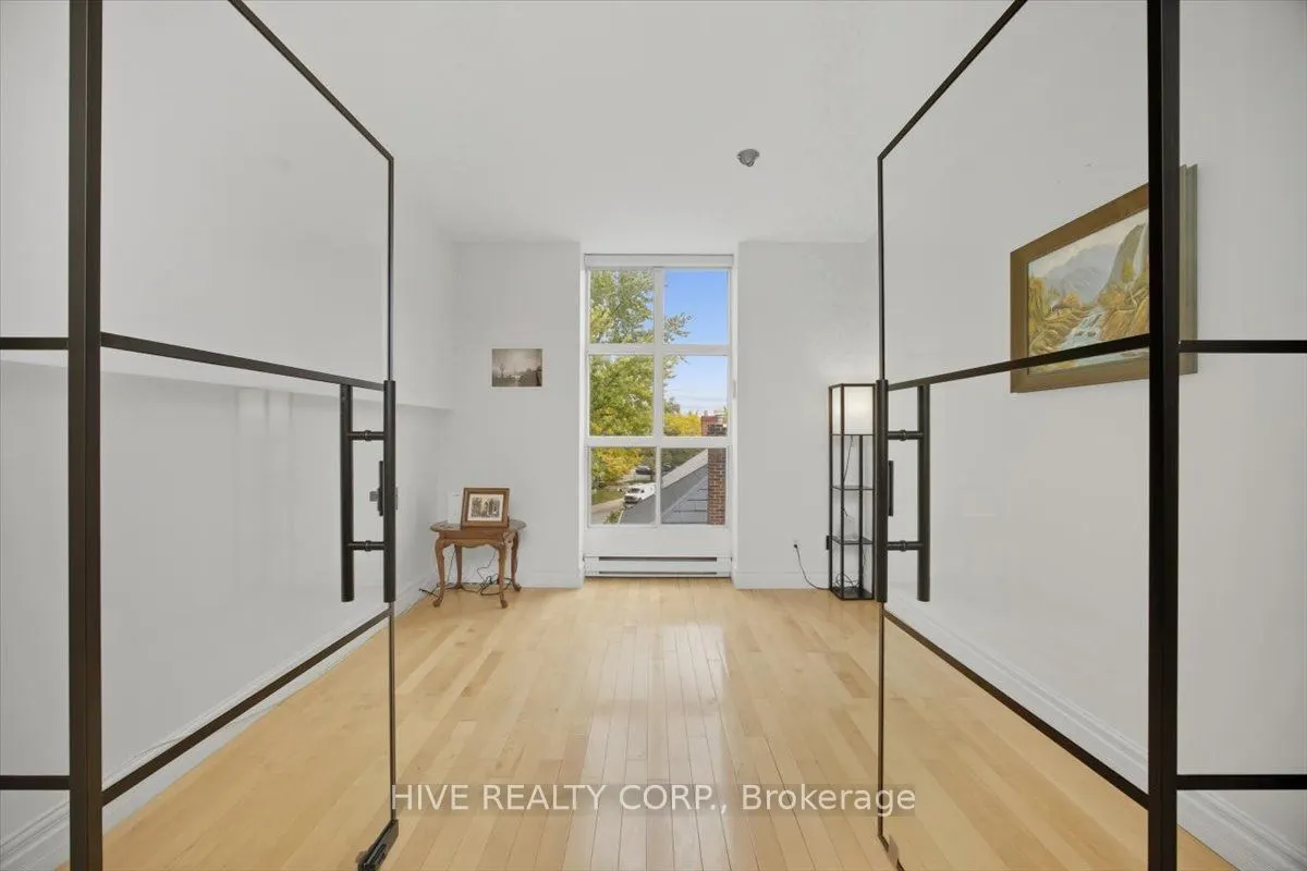 957 Broadview Avenue #D