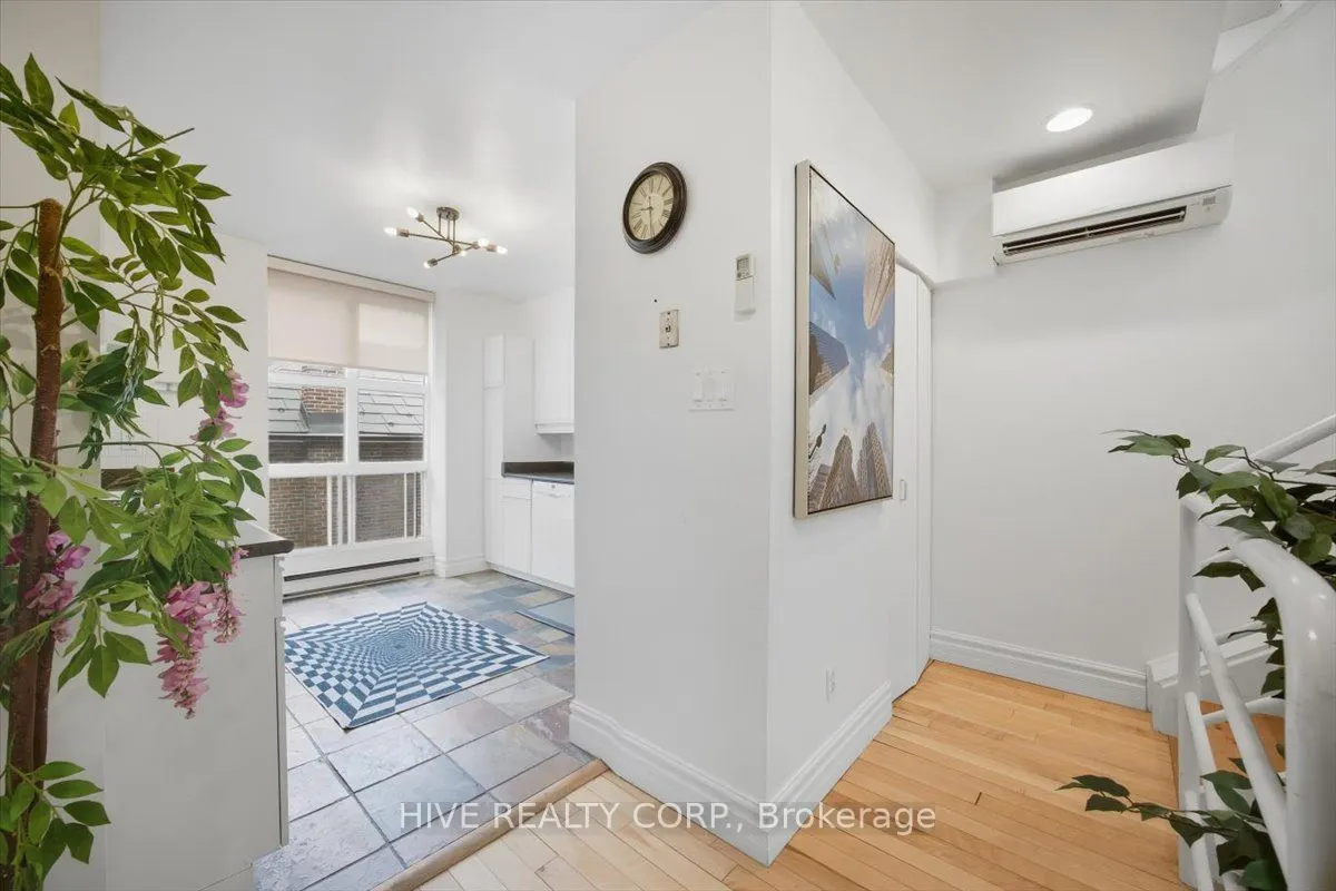 957 Broadview Avenue #D