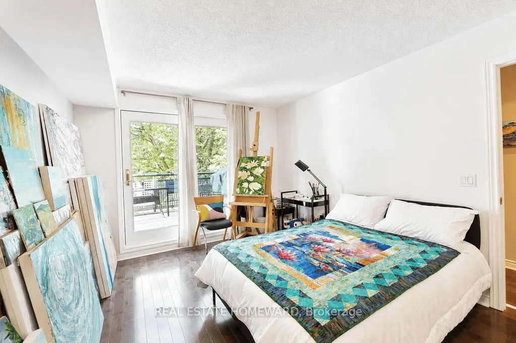 1941 Queen Street E #304