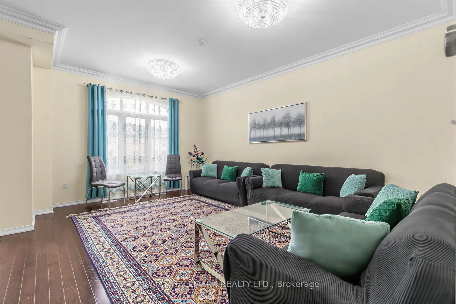 73 Quarrie Lane E