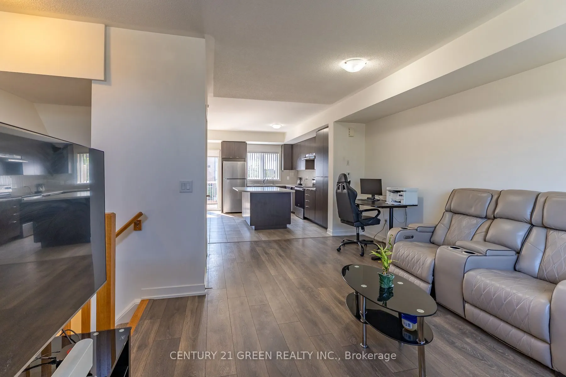 1525 Kingston Road #406