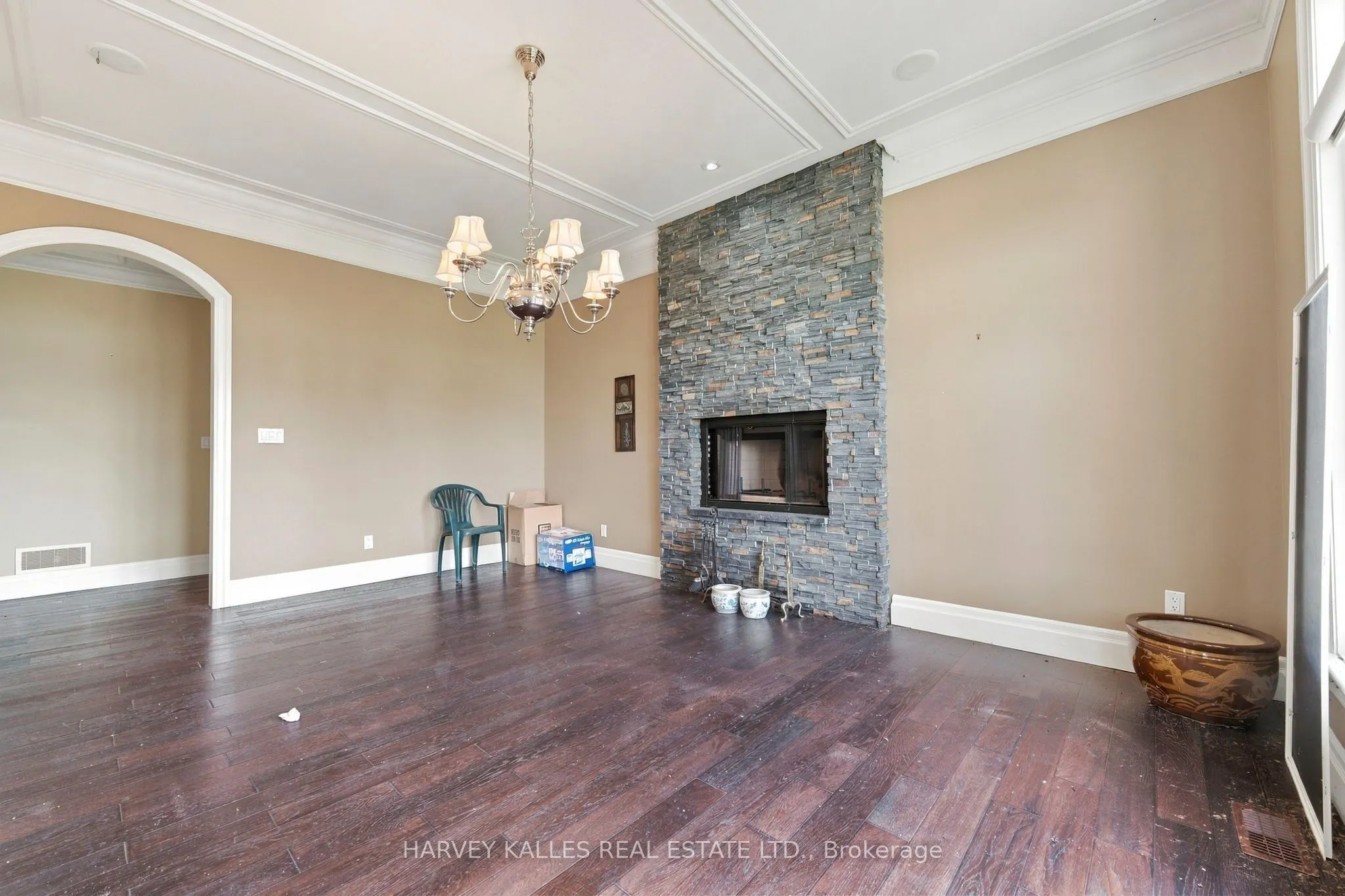 7472 Ashburn Road