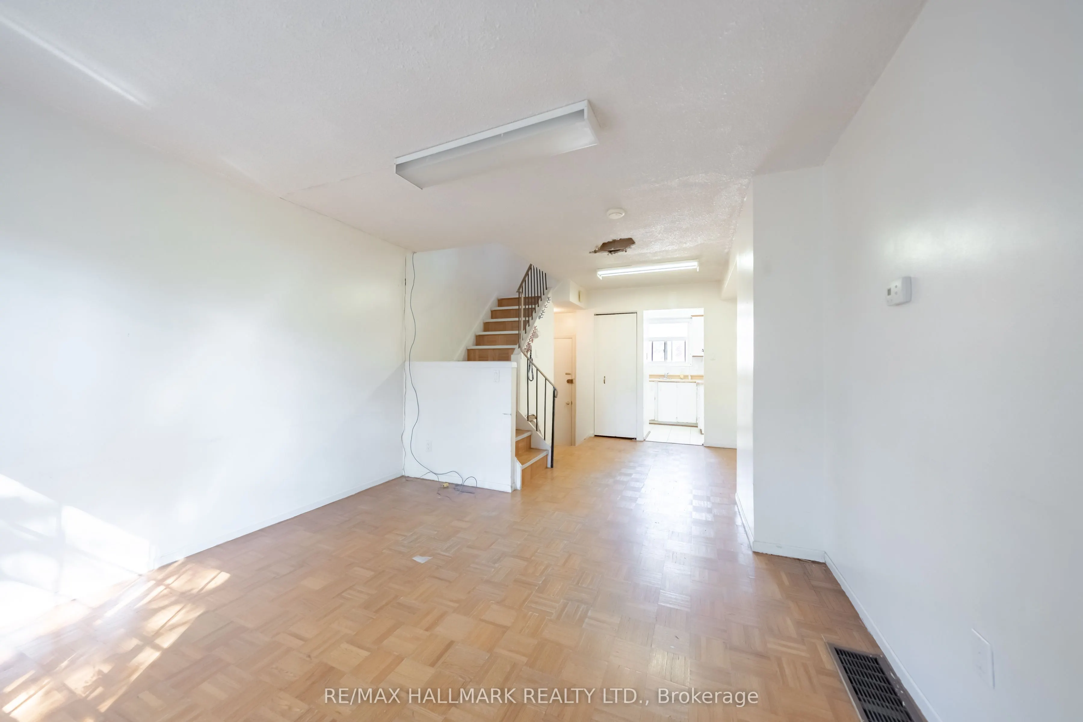 275 Broadview Avenue #125