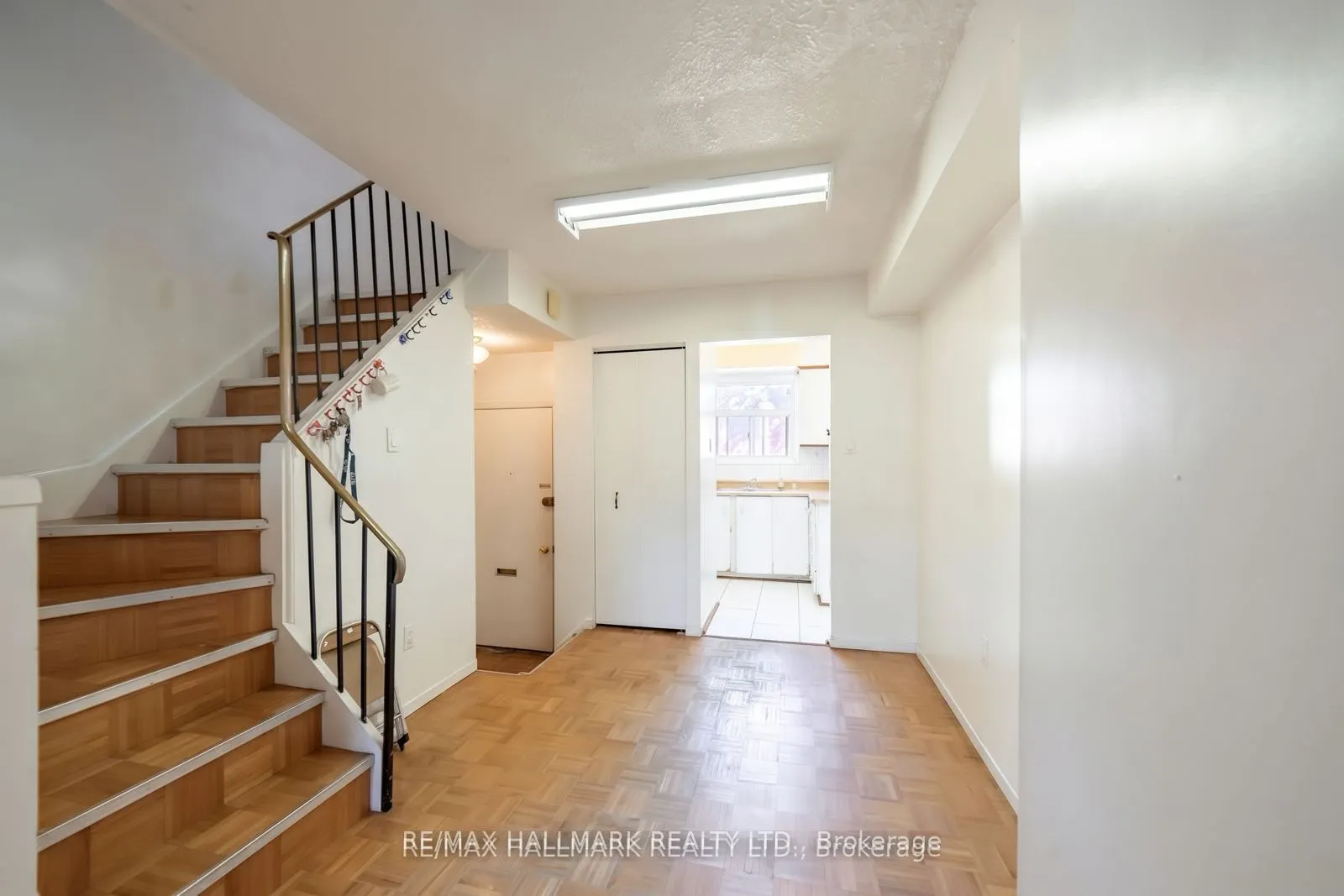 275 Broadview Avenue #125
