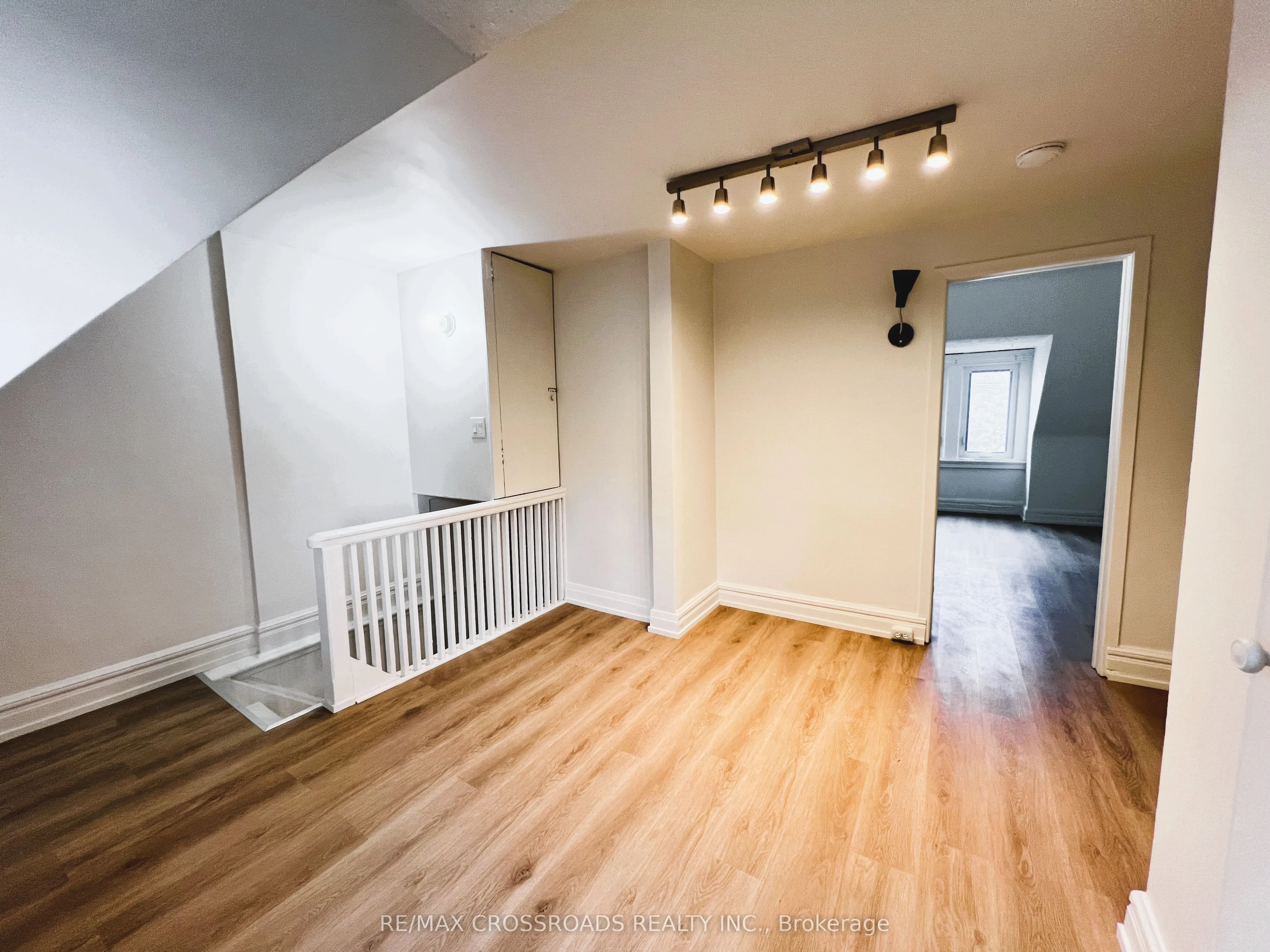 82 Curzon Street