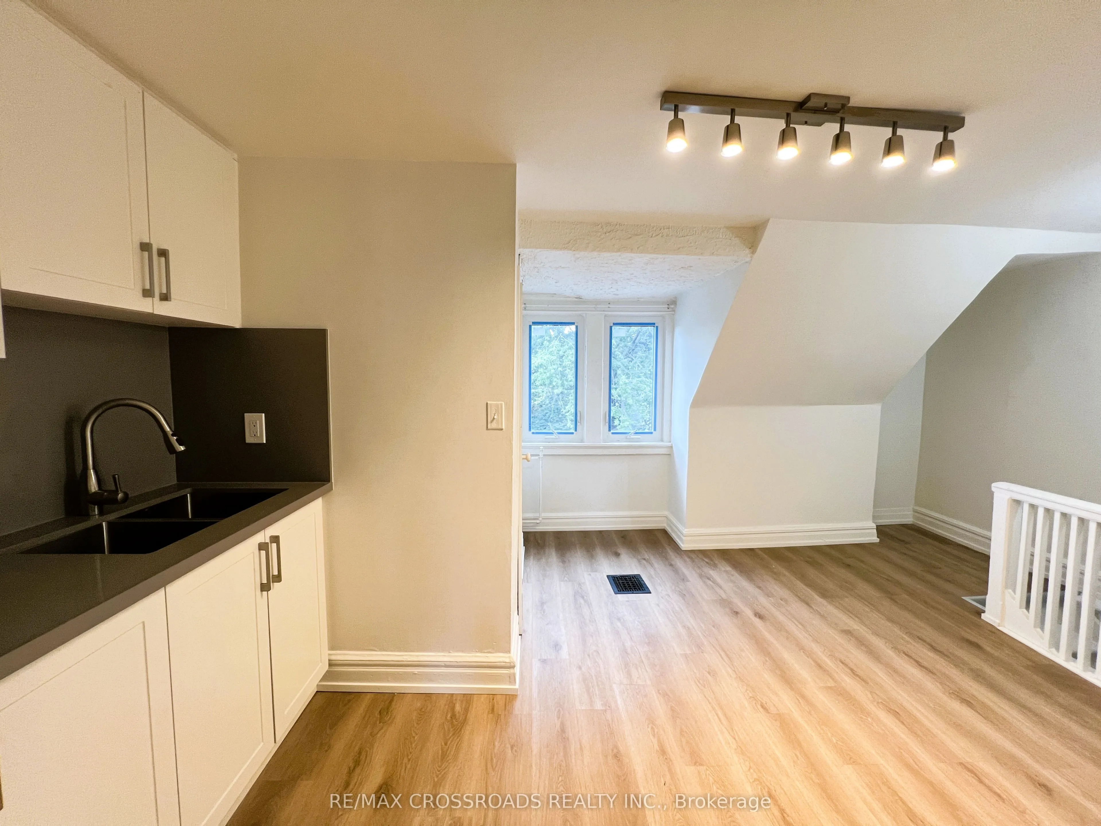 82 Curzon Street
