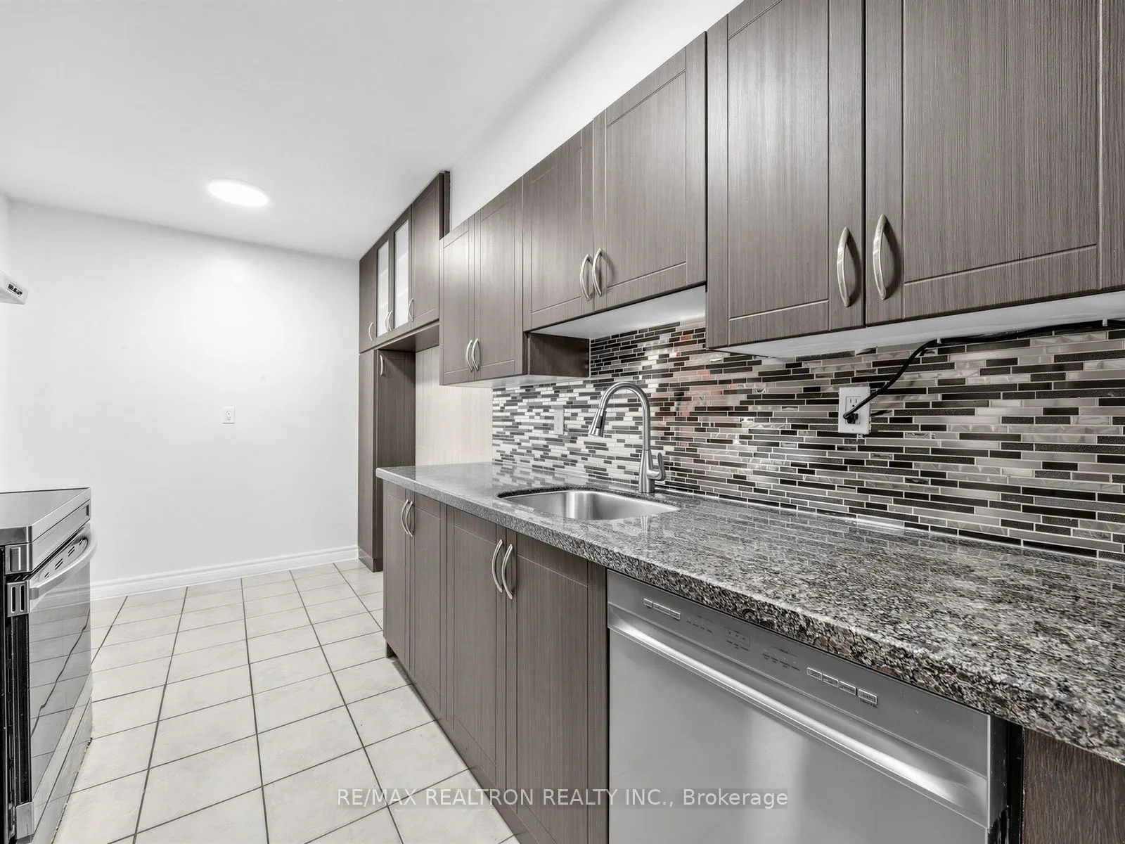 180 Markham Road #501