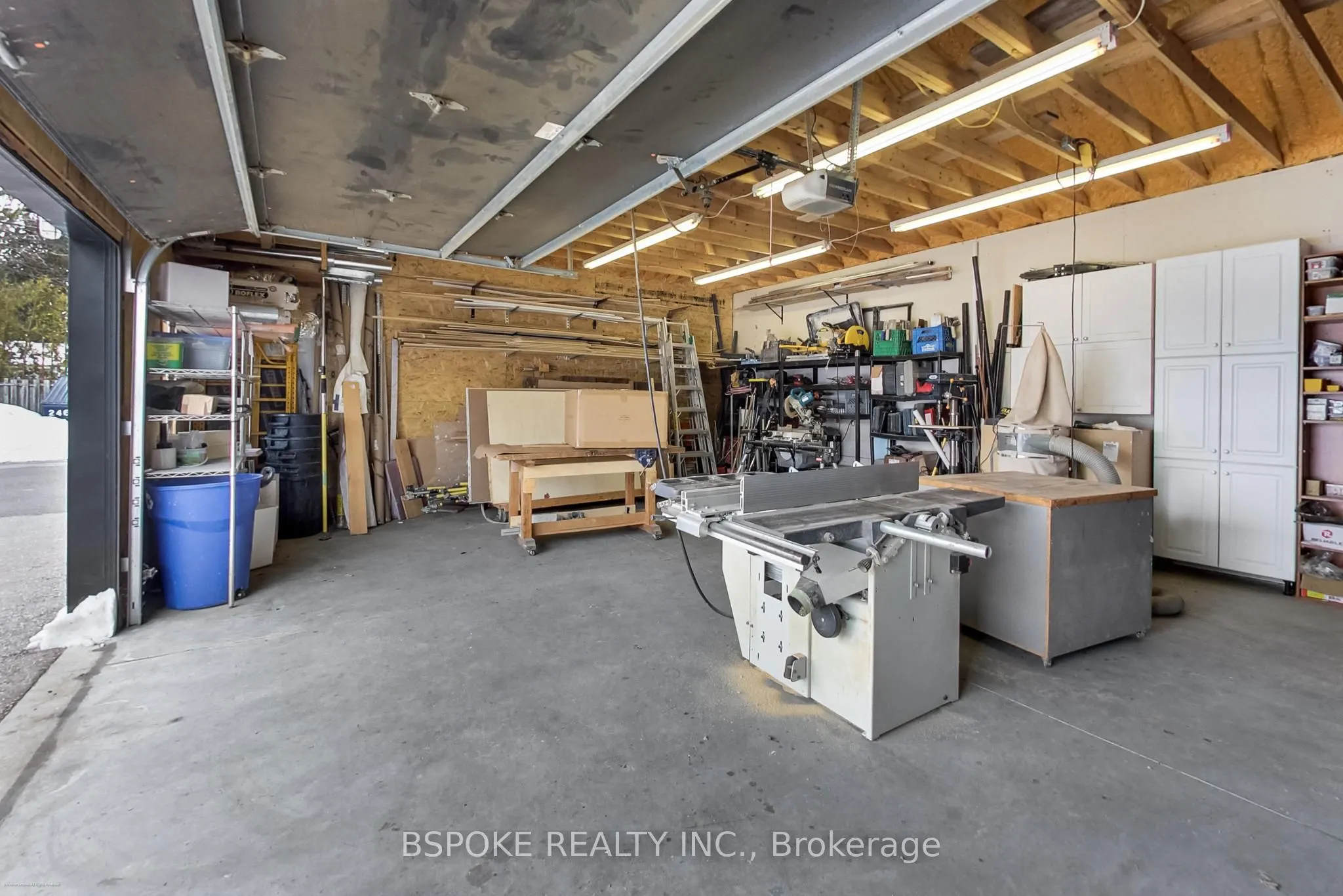578 Kingston Road W