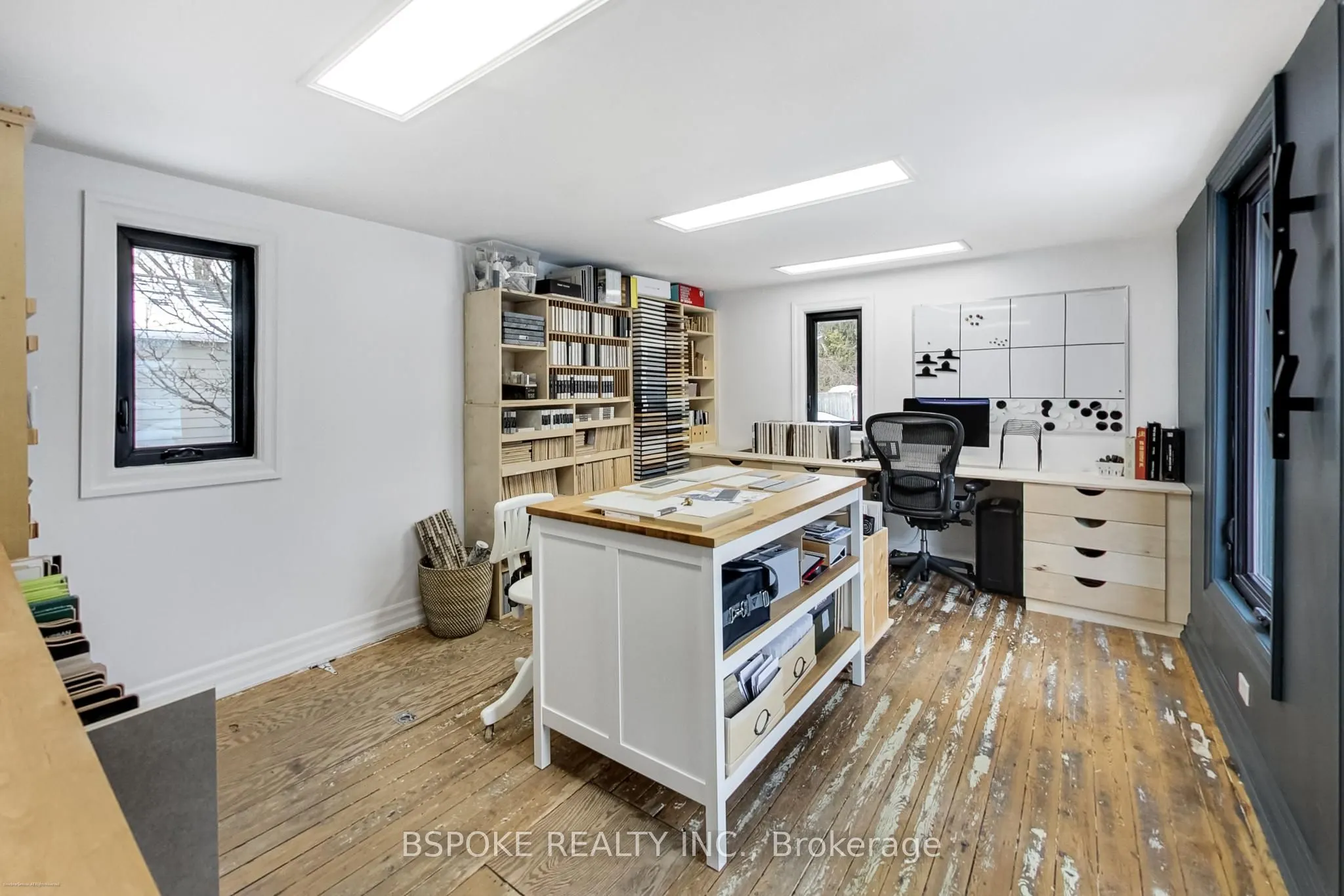 578 Kingston Road W