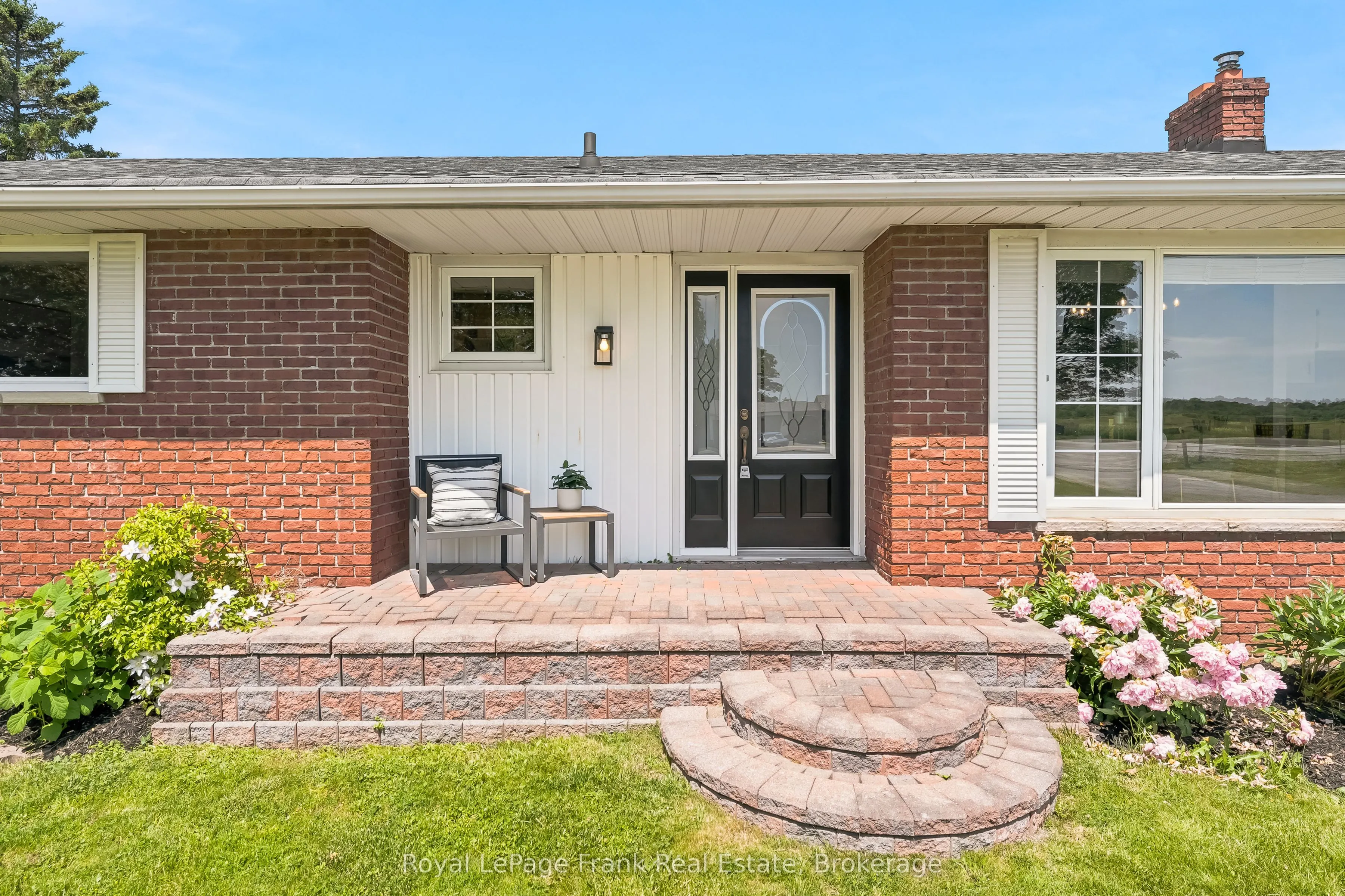 1385 Highway 7A