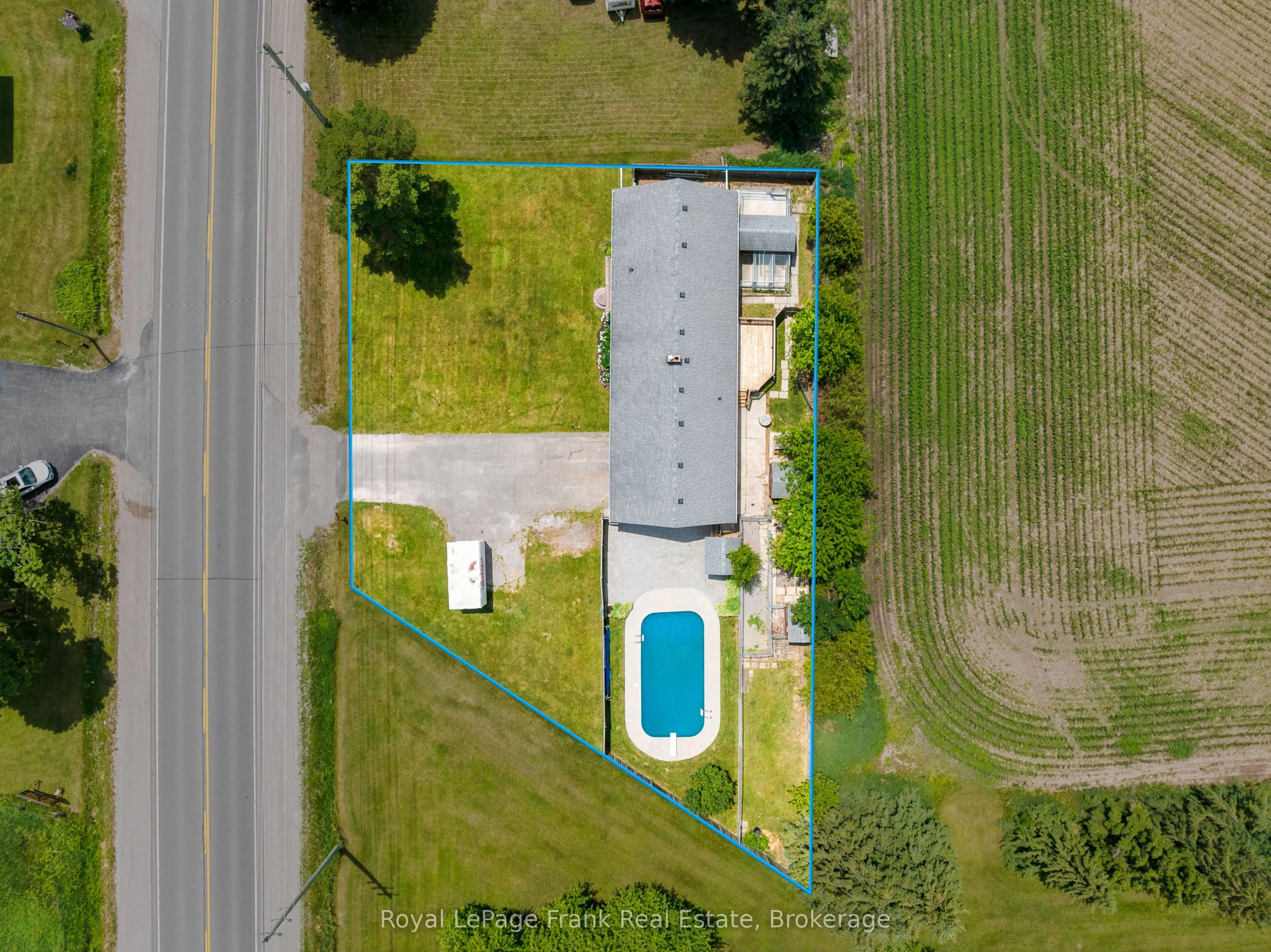 1385 Highway 7A