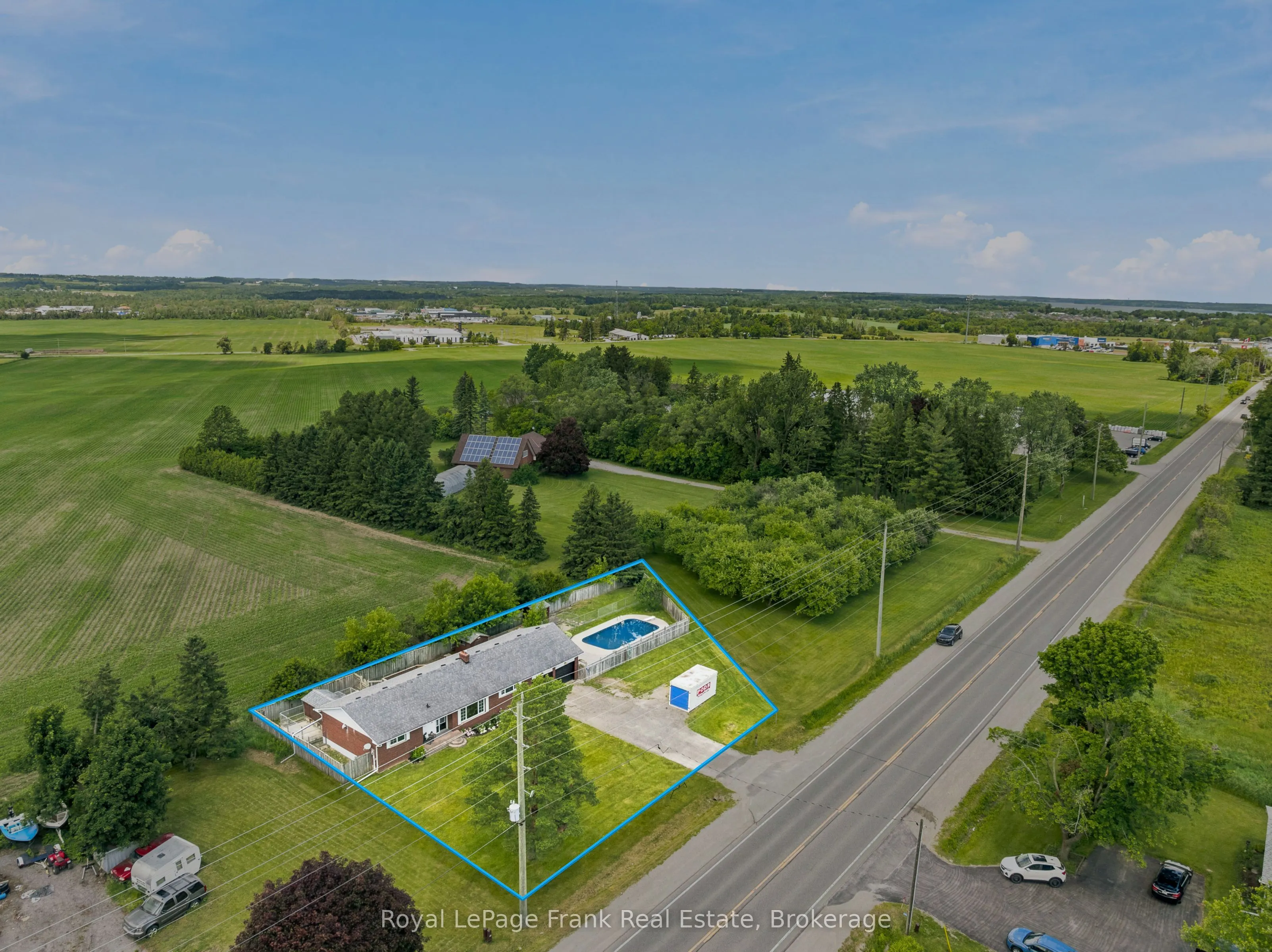 1385 Highway 7A