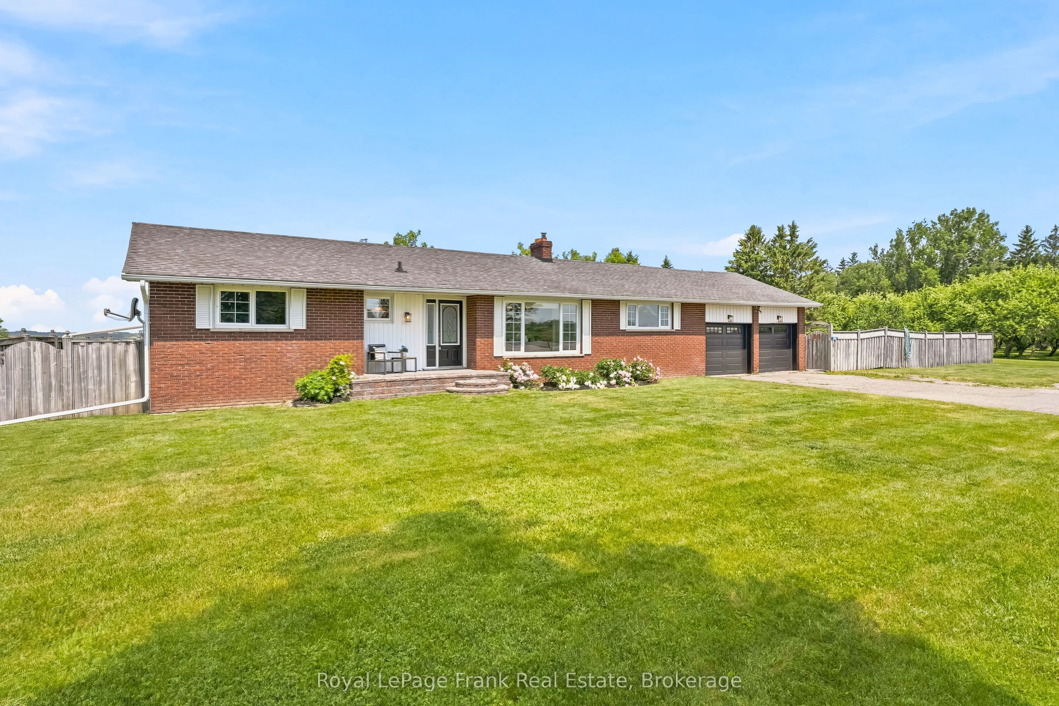 1385 Highway 7A