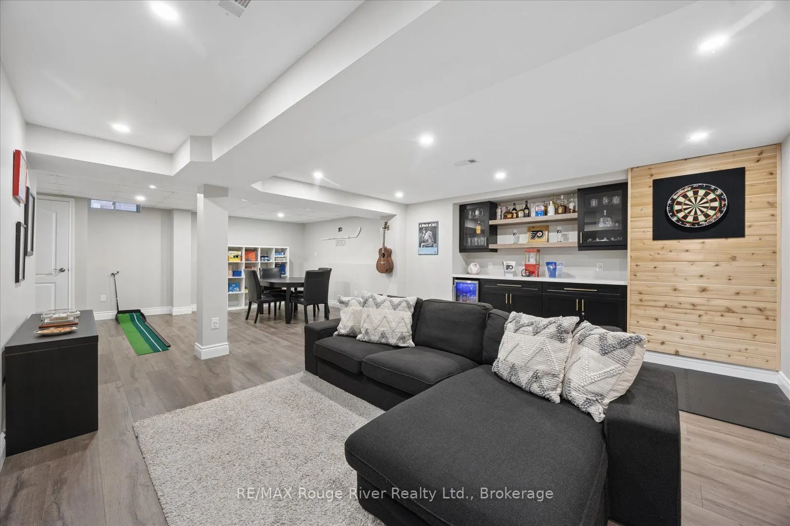 10 Windbreak Crescent