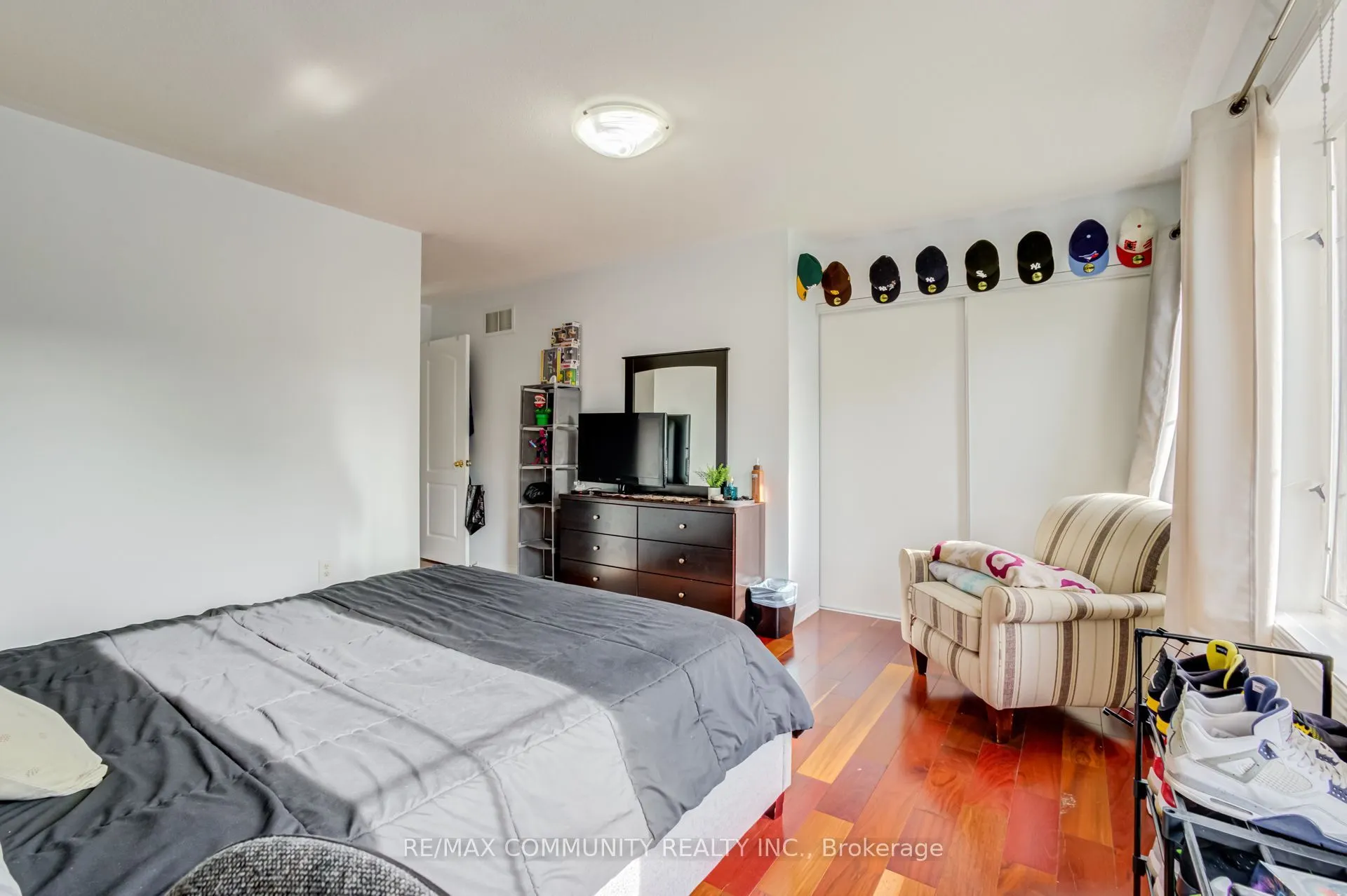 19 Tiller Street