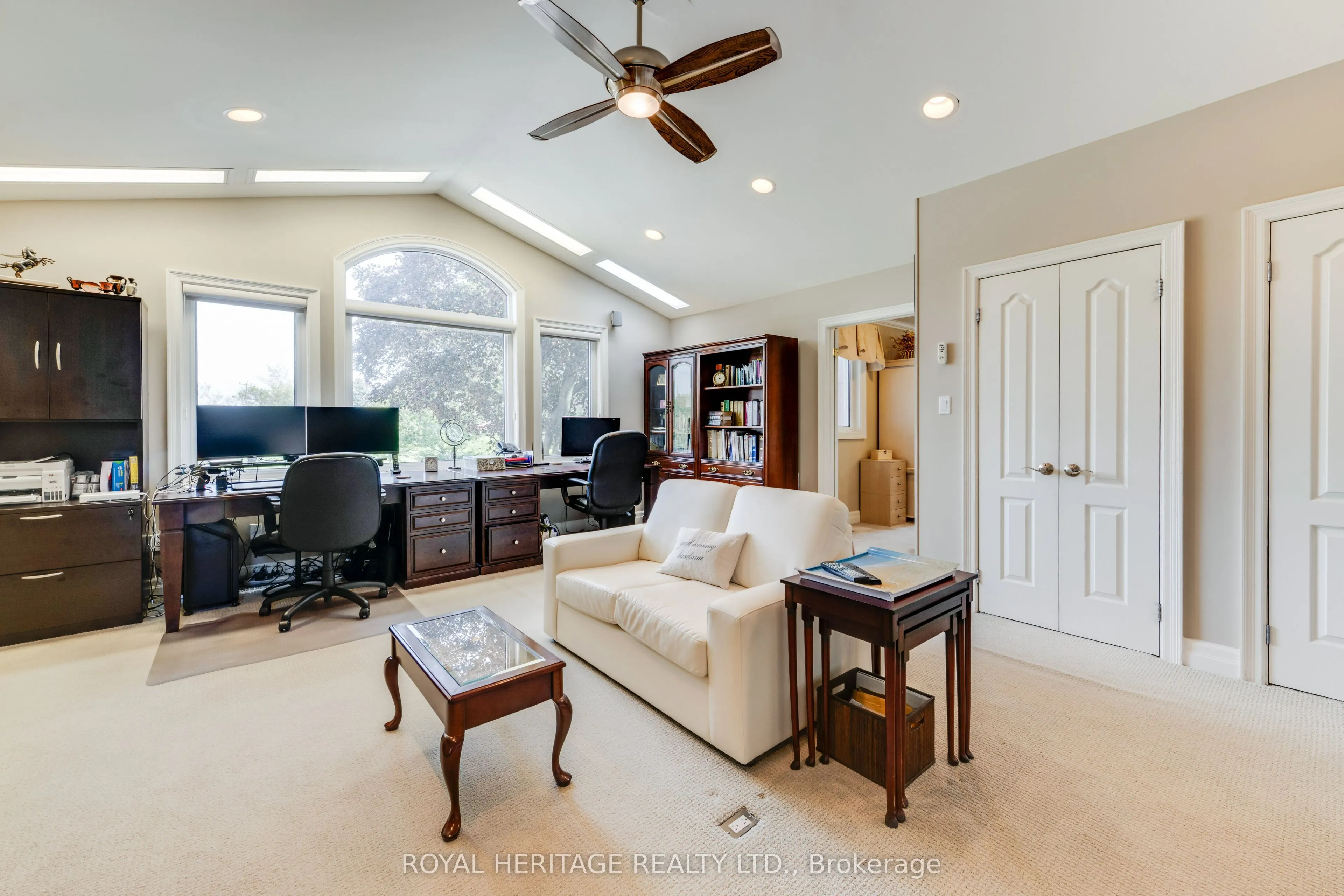 8 Chantrey Court