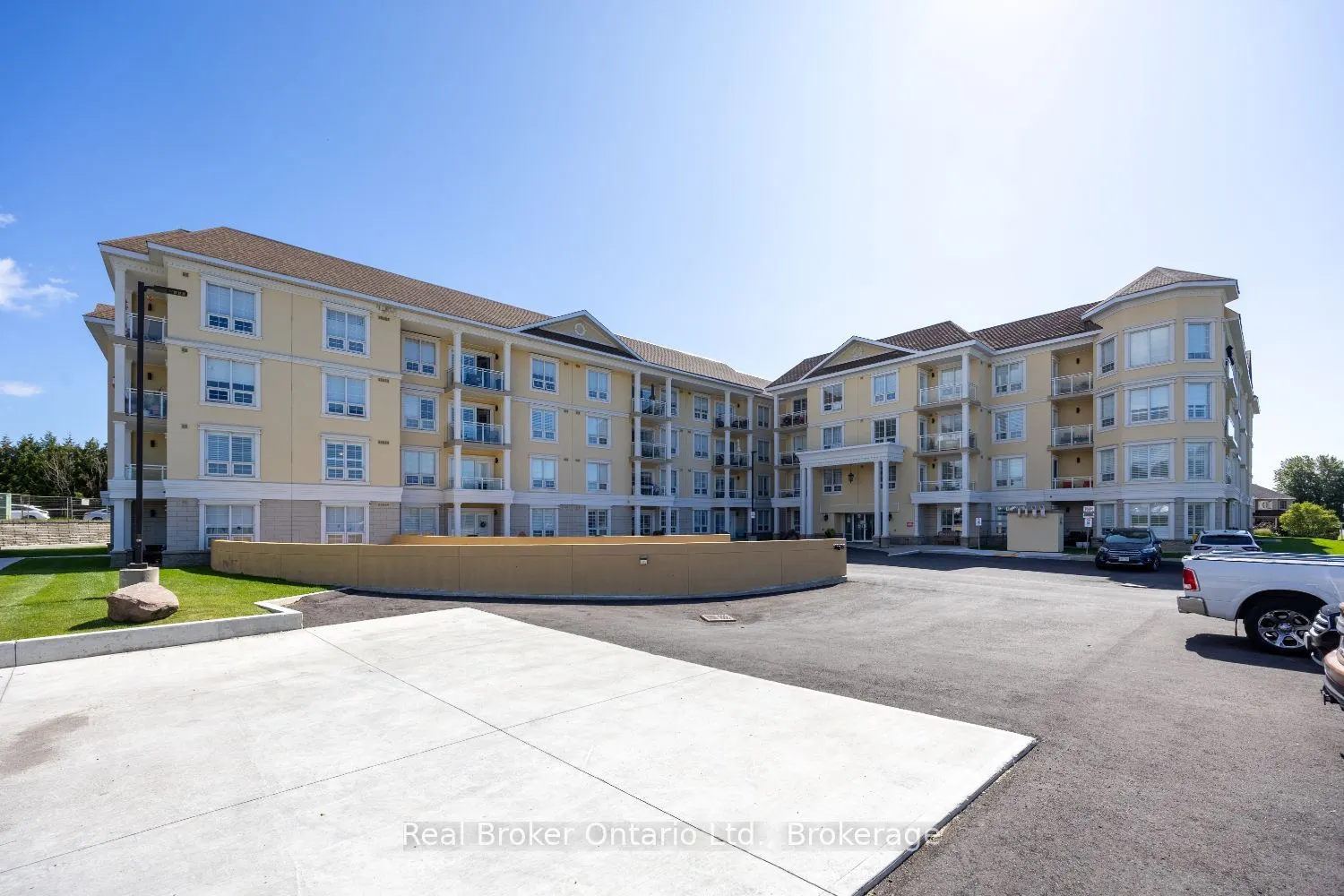 21 Brookhouse Drive #216