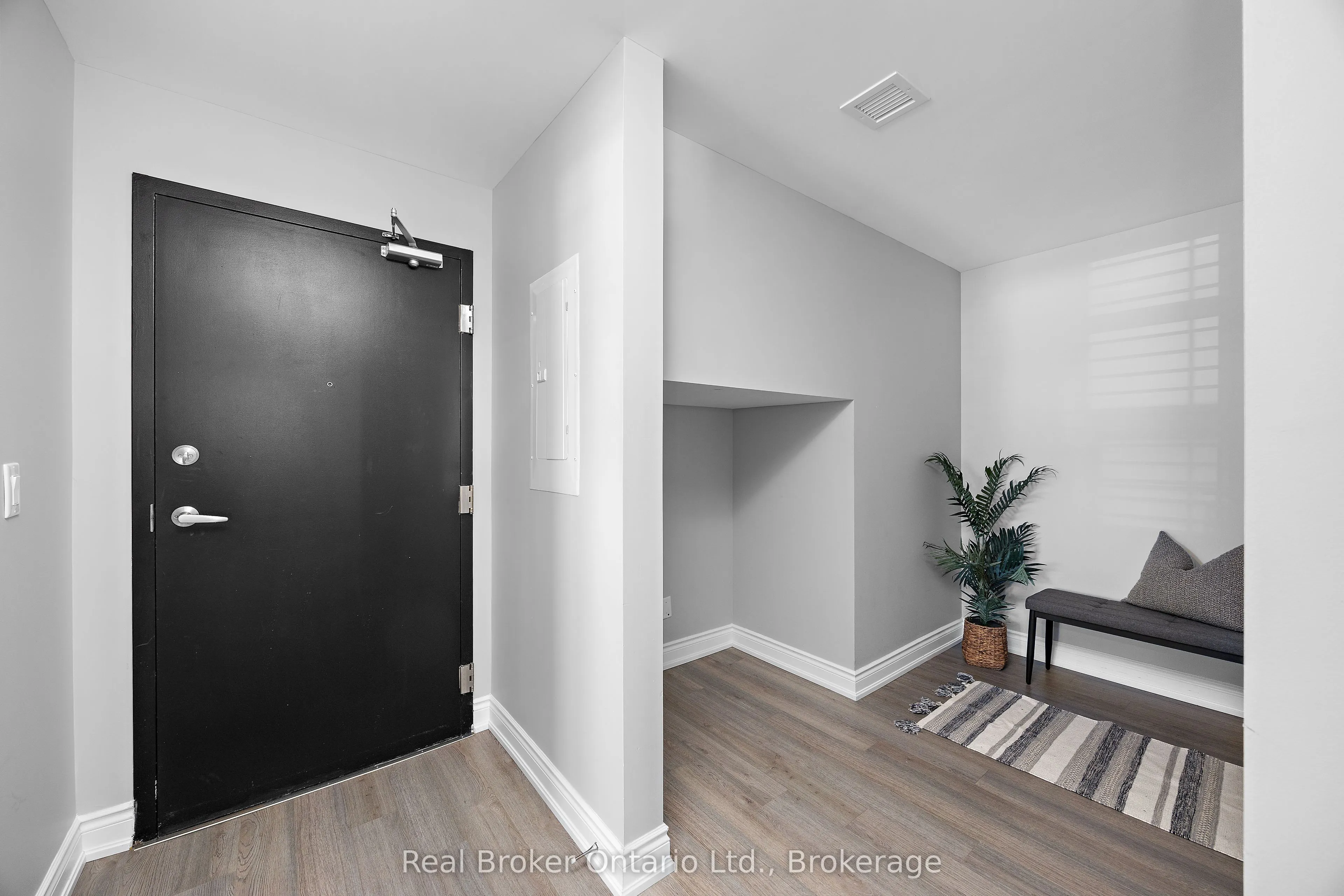 21 Brookhouse Drive #216