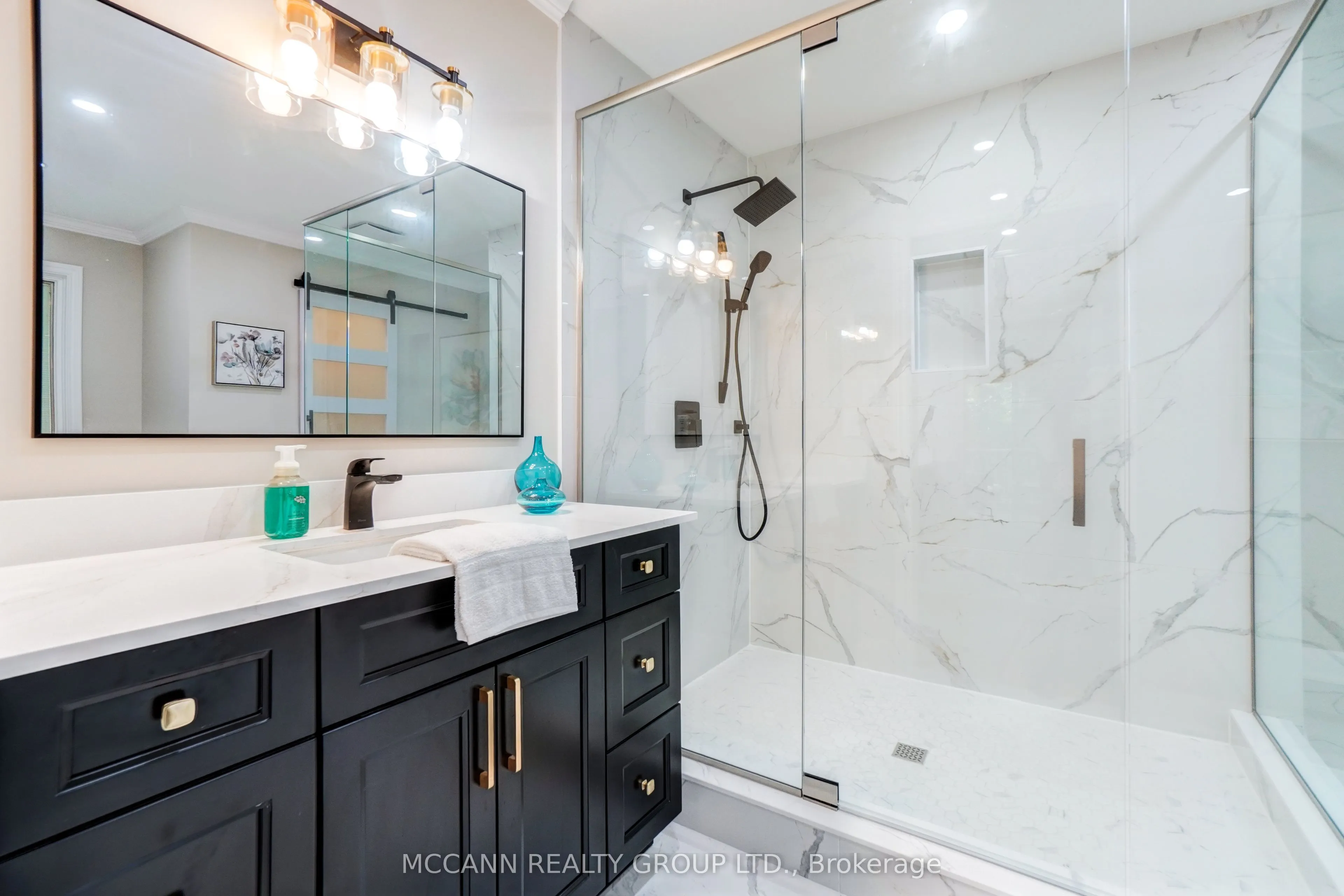89 Blackcreek Trail