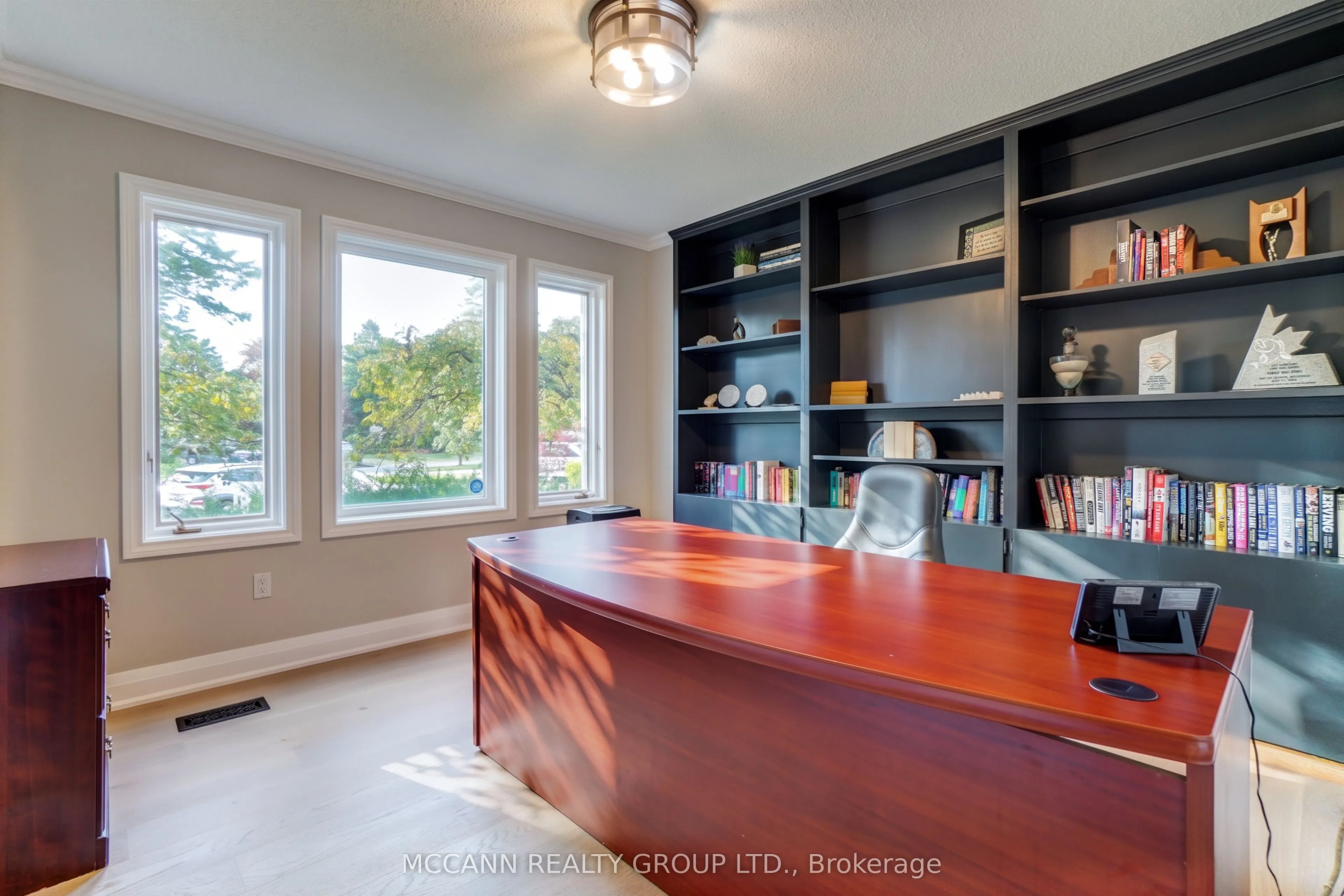 89 Blackcreek Trail