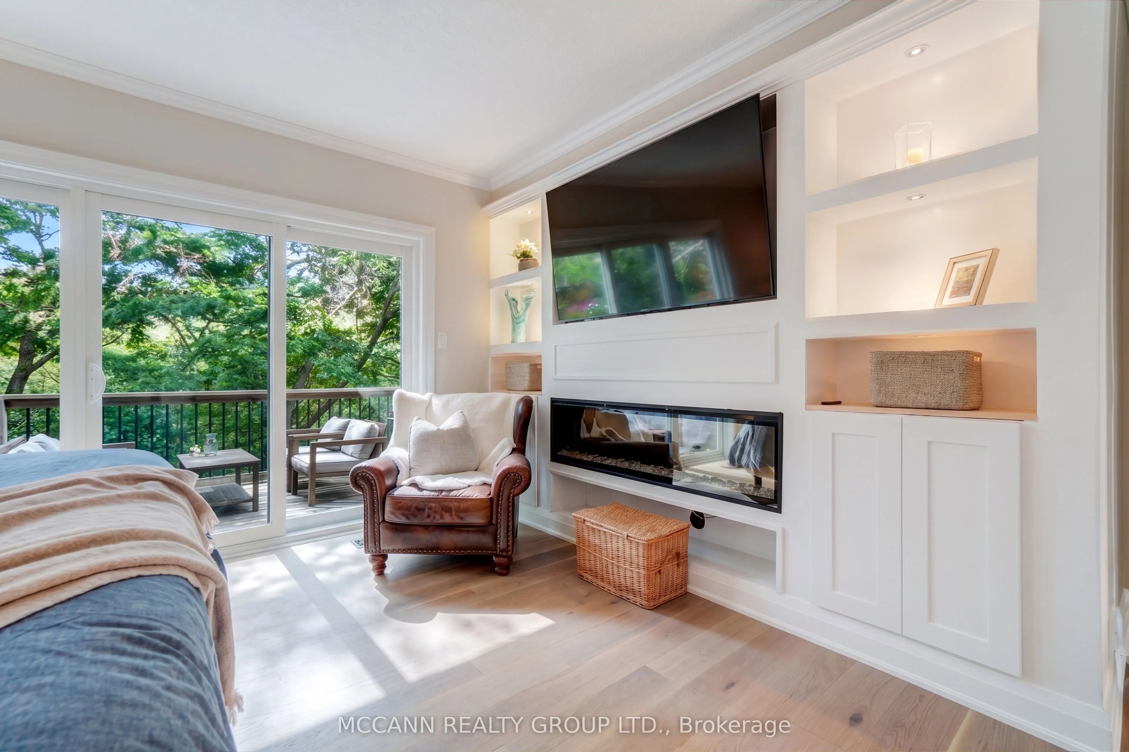 89 Blackcreek Trail