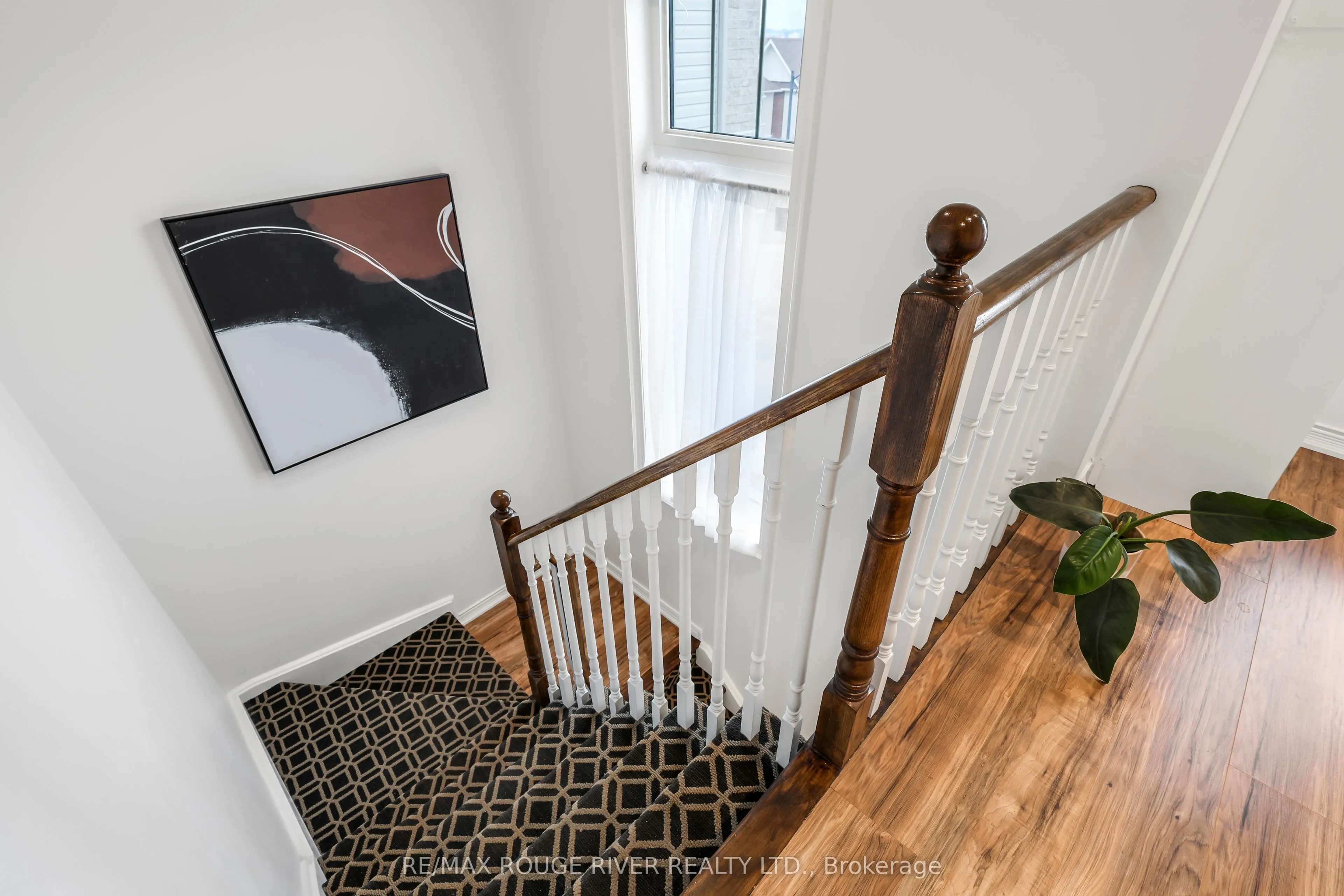 17 Devineridge Avenue