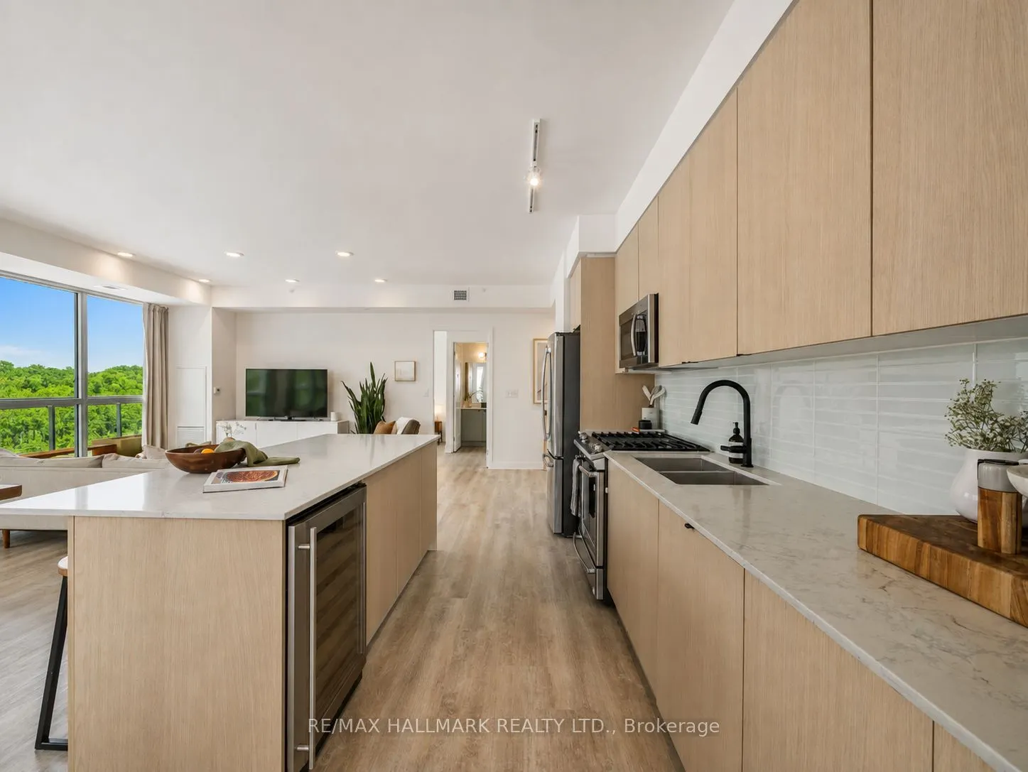 1350 Kingston Road #604