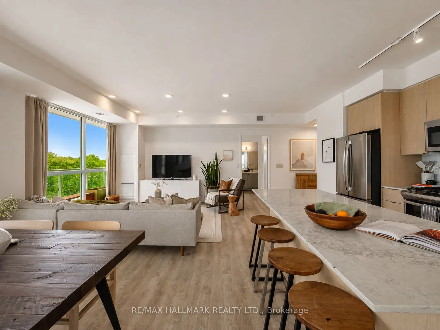 1350 Kingston Road #604